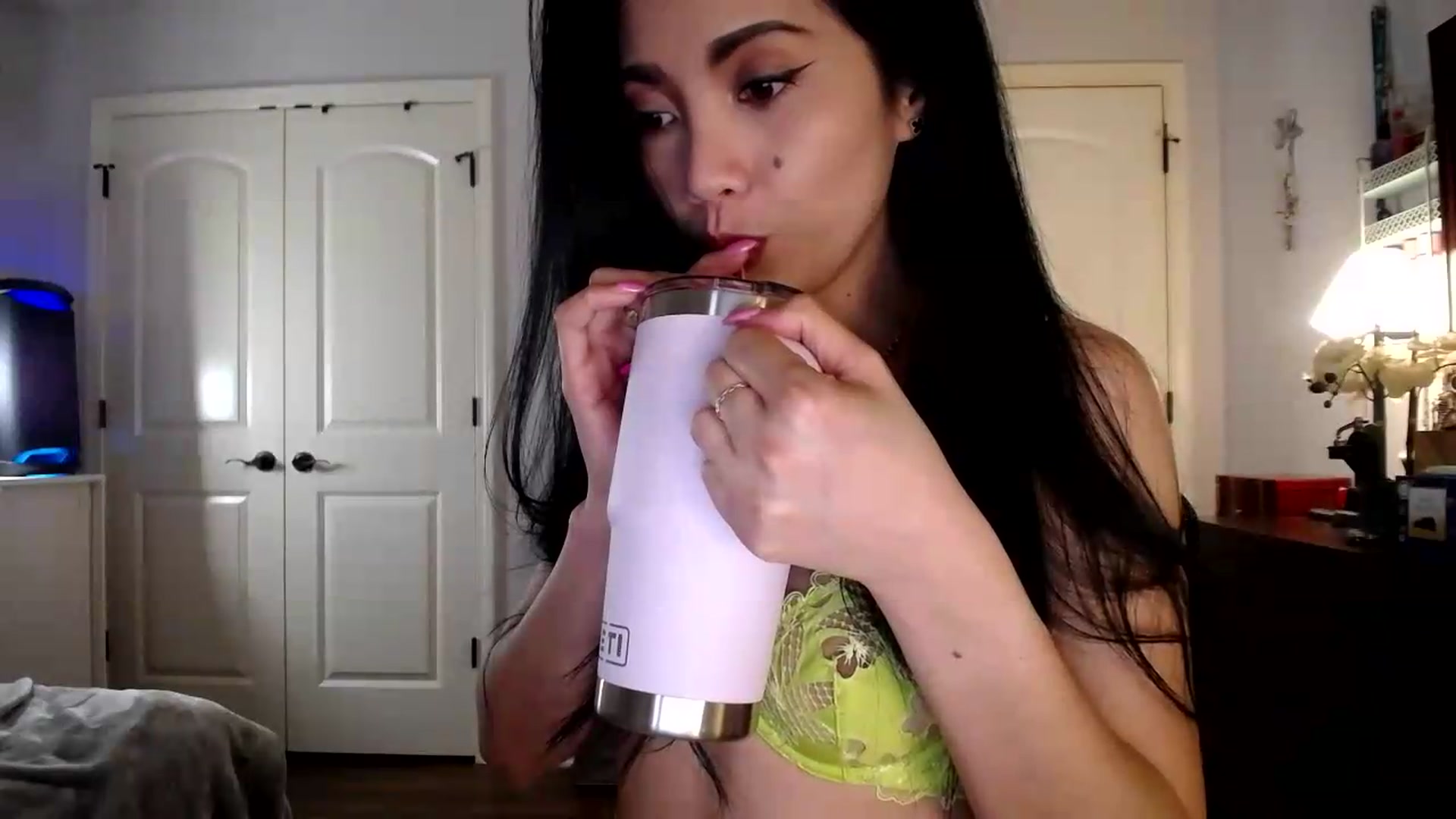 Gallery image thumbnail from AsianLuv_4U's myfreecams stream on, 06/15/2026, 15:01 image 19 of 20