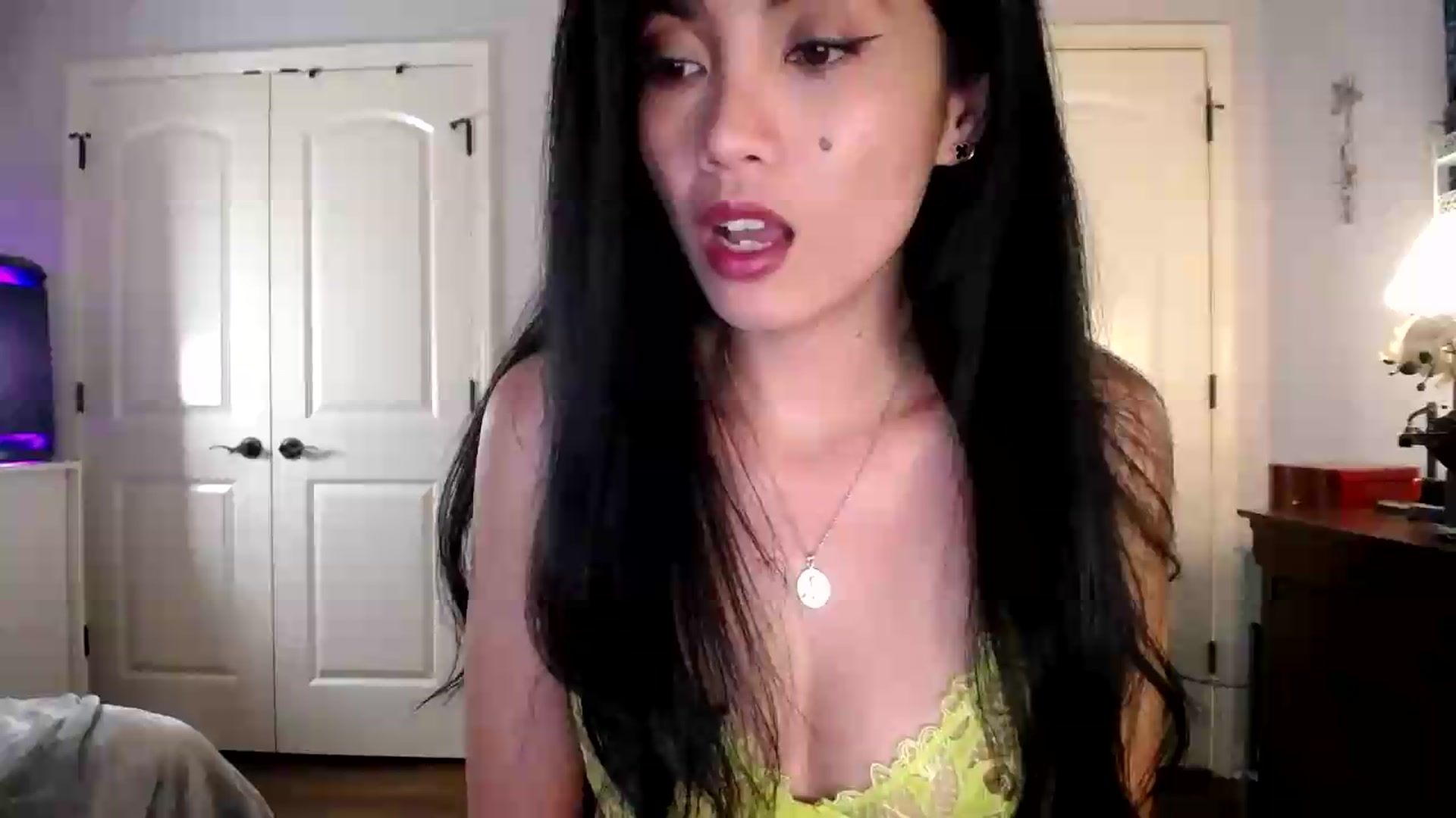 Gallery image thumbnail from AsianLuv_4U's myfreecams stream on, 06/15/2026, 18:04 image 16 of 20