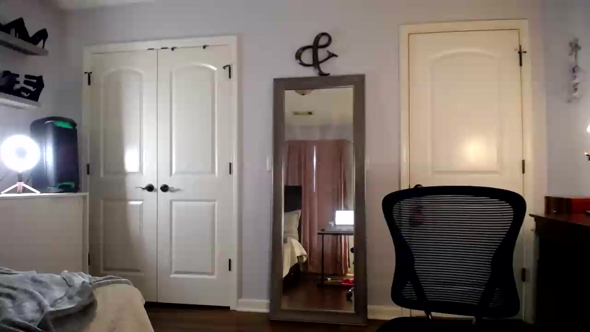 Gallery image thumbnail from AsianLuv_4U's myfreecams stream on, 06/25/2026, 19:09 image 4 of 20