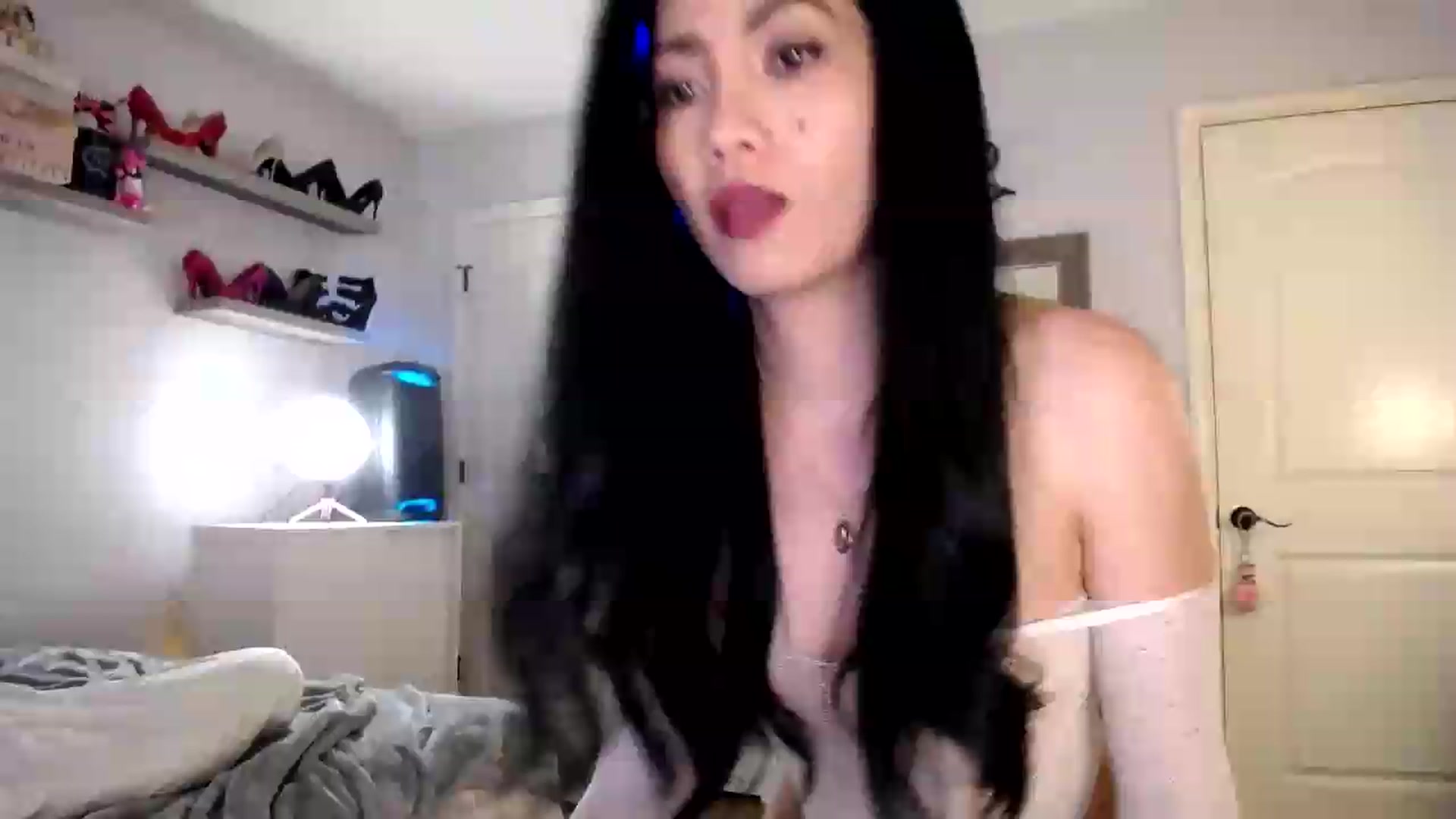 Gallery image thumbnail from AsianLuv_4U's myfreecams stream on, 07/02/2026, 17:25 image 16 of 20