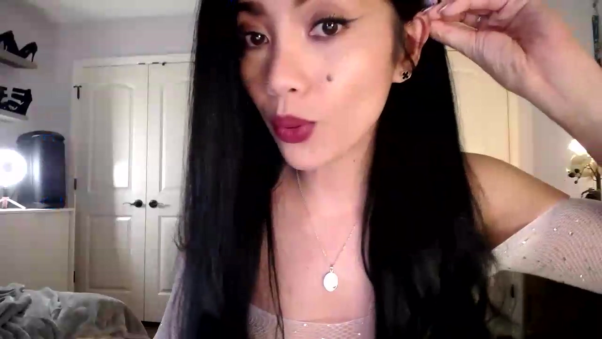 Gallery image thumbnail from AsianLuv_4U's myfreecams stream on, 07/02/2026, 17:25 image 20 of 20