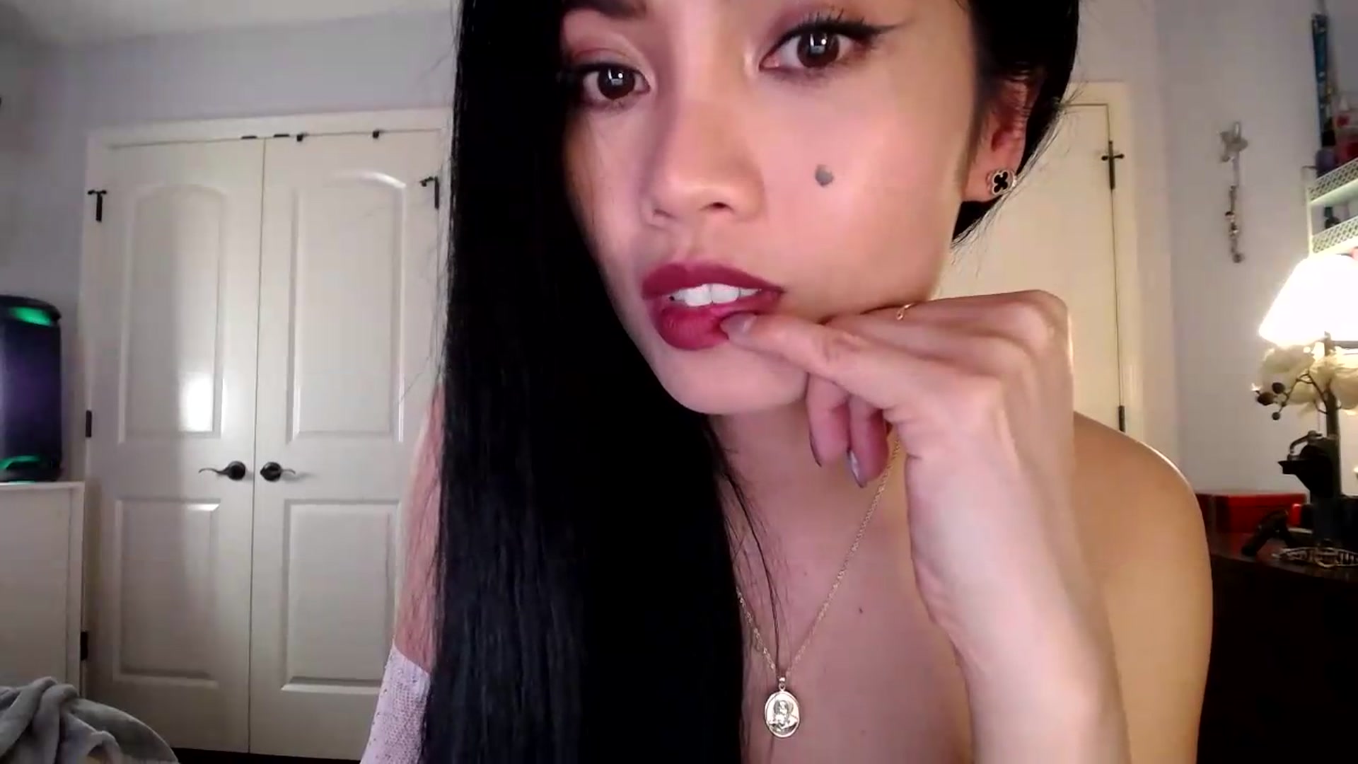 Gallery image thumbnail from AsianLuv_4U's myfreecams stream on, 07/02/2026, 19:56 image 20 of 20