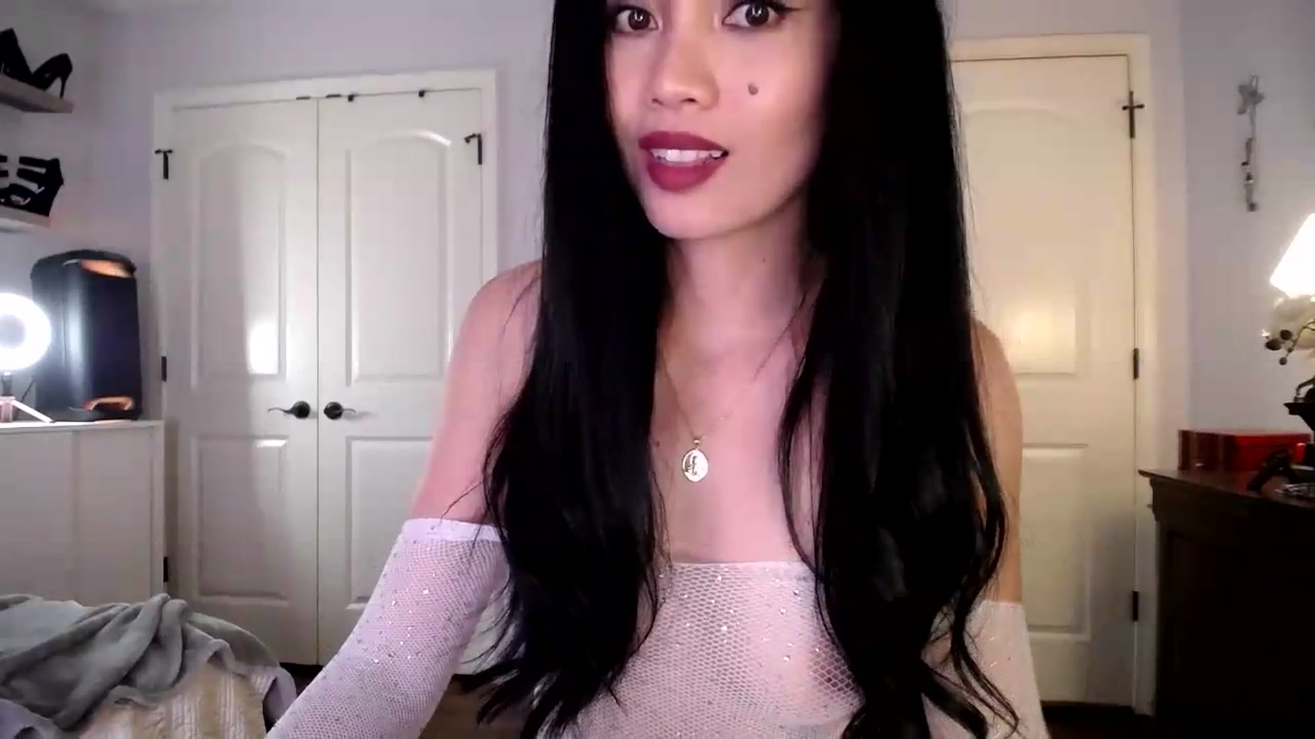 Gallery image thumbnail from AsianLuv_4U's myfreecams stream on, 07/02/2026, 21:00 image 3 of 20