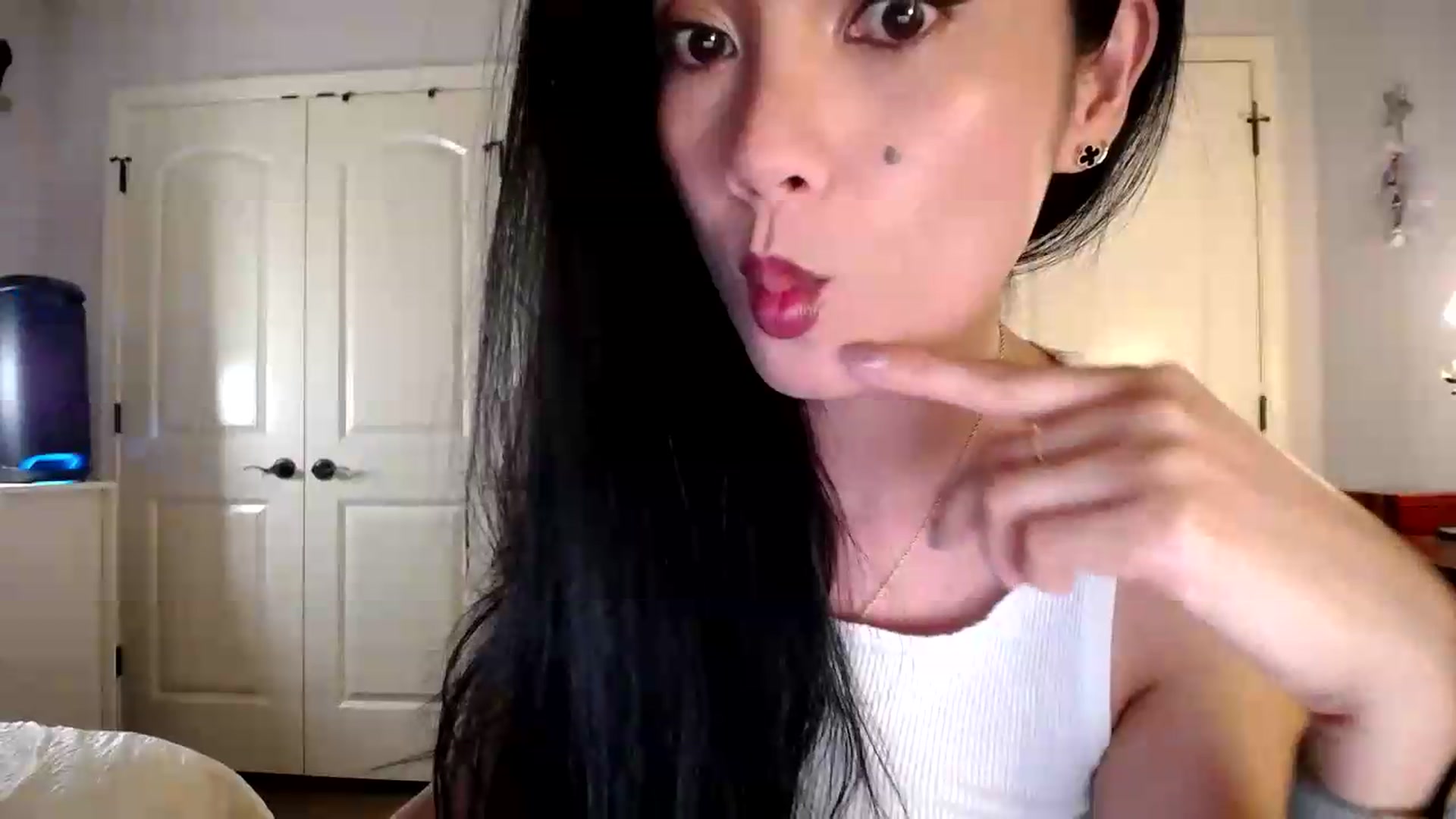 Gallery image thumbnail from AsianLuv_4U's myfreecams stream on, 07/09/2026, 19:05 image 16 of 20