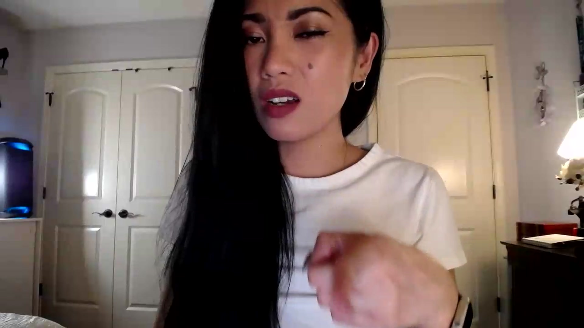 Gallery image thumbnail from AsianLuv_4U's myfreecams stream on, 07/24/2026, 24:36 image 3 of 20
