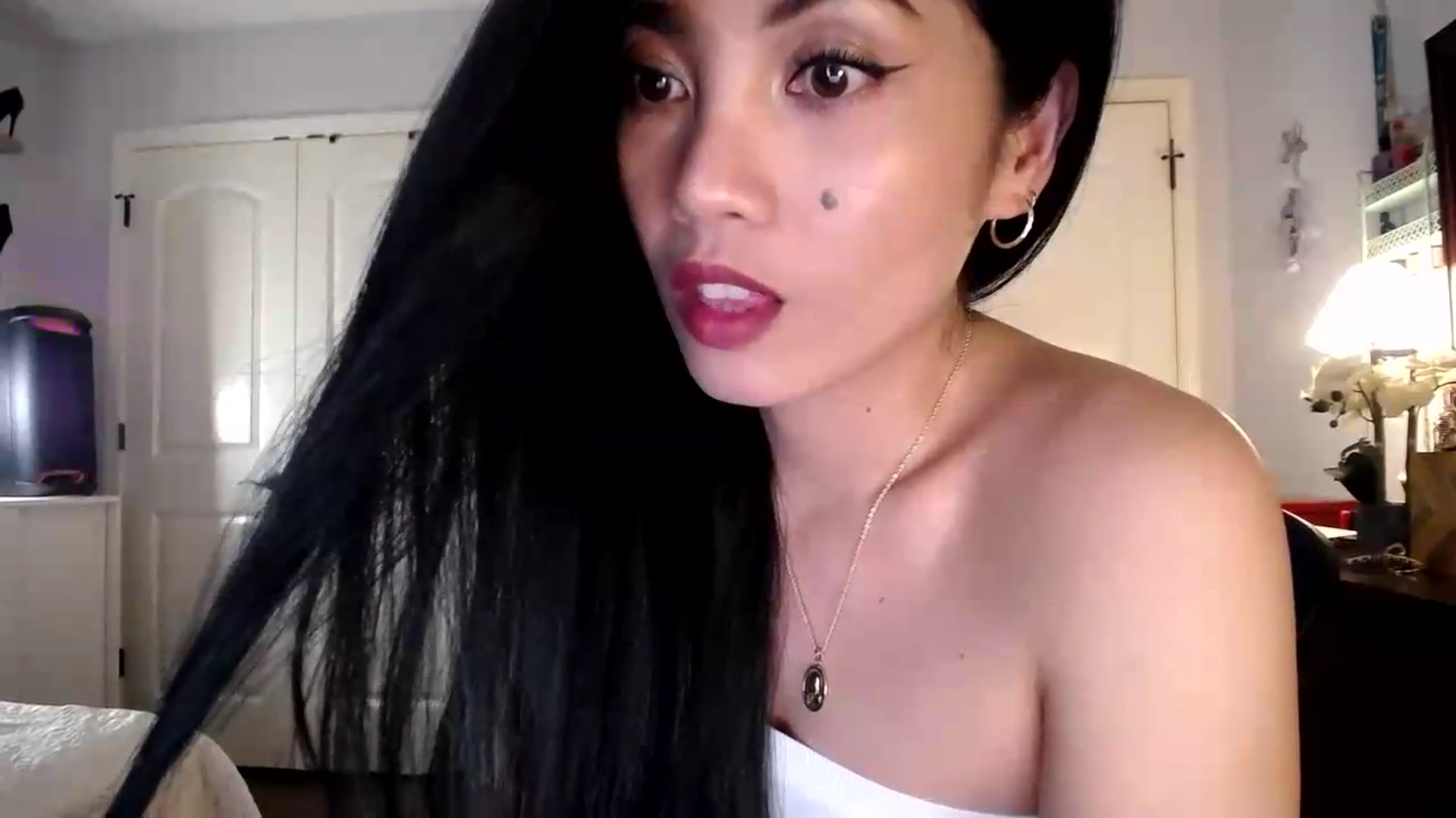 Gallery image thumbnail from AsianLuv_4U's myfreecams stream on, 07/27/2026, 18:09 image 16 of 20