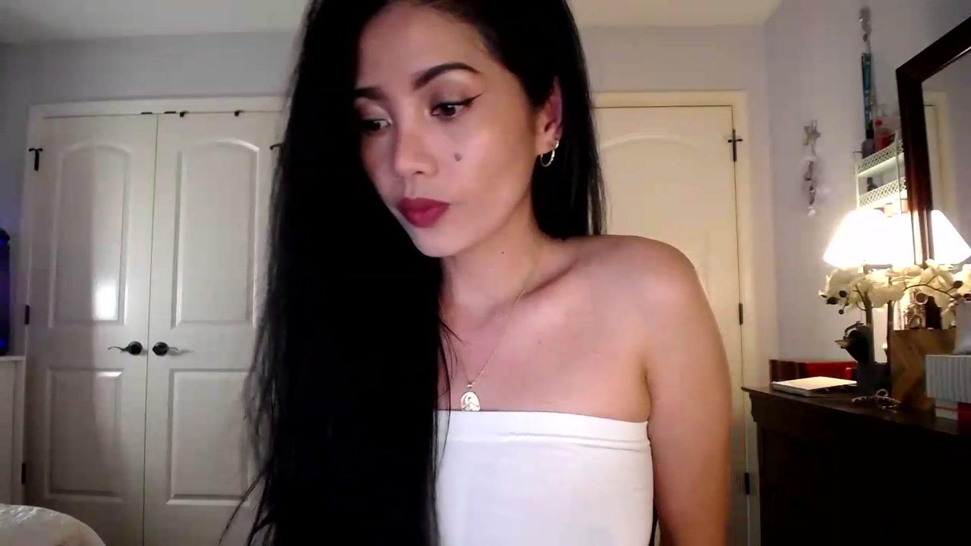 Gallery image thumbnail from AsianLuv_4U's myfreecams stream on, 07/27/2026, 18:55 image 2 of 20
