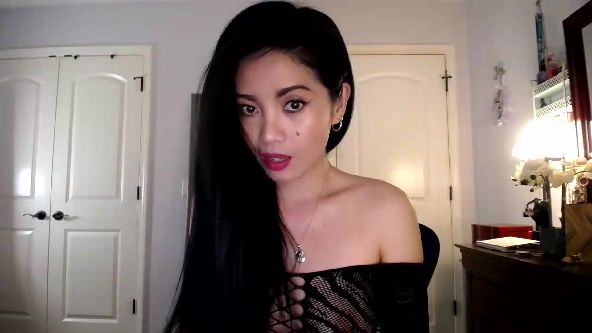 Gallery image thumbnail from AsianLuv_4U's myfreecams stream on, 07/30/2026, 15:47 image 6 of 20