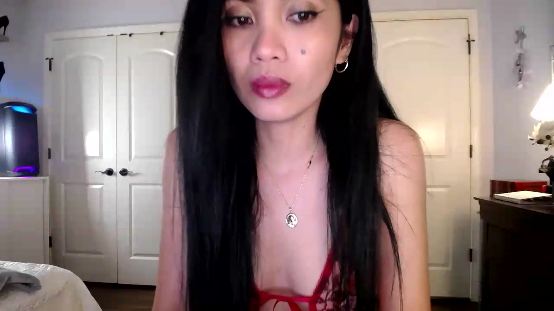Gallery image thumbnail from AsianLuv_4U's myfreecams stream on, 08/03/2026, 17:36 image 7 of 20