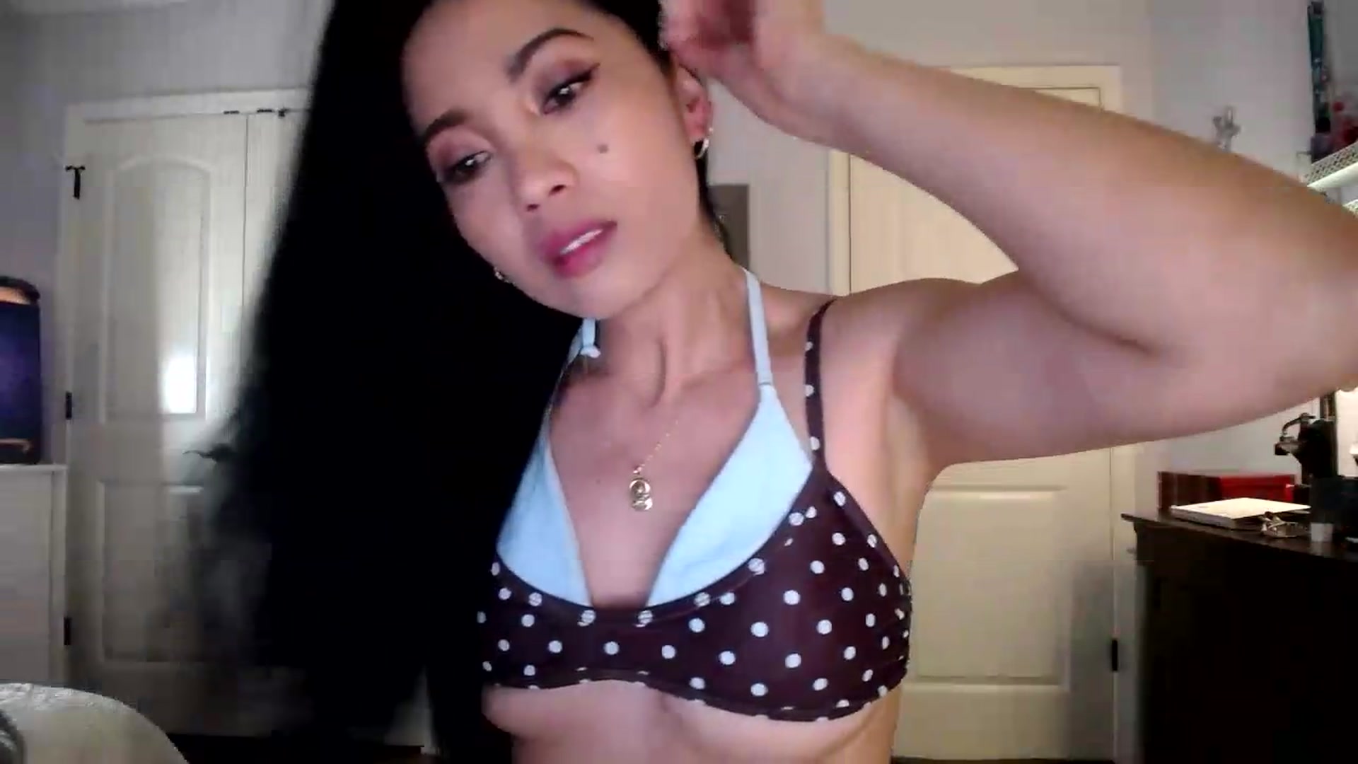 Gallery image thumbnail from AsianLuv_4U's myfreecams stream on, 08/06/2026, 15:15 image 9 of 20
