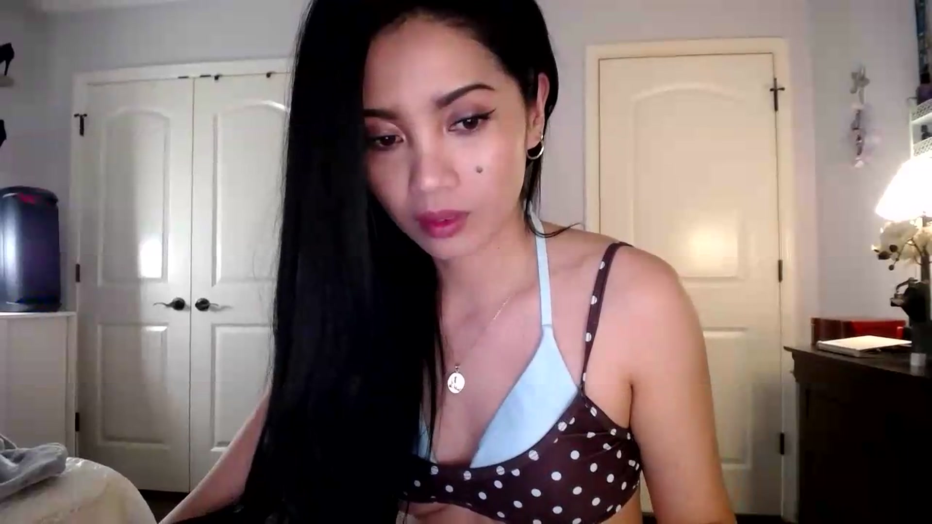 Gallery image thumbnail from AsianLuv_4U's myfreecams stream on, 08/06/2026, 19:02 image 4 of 20