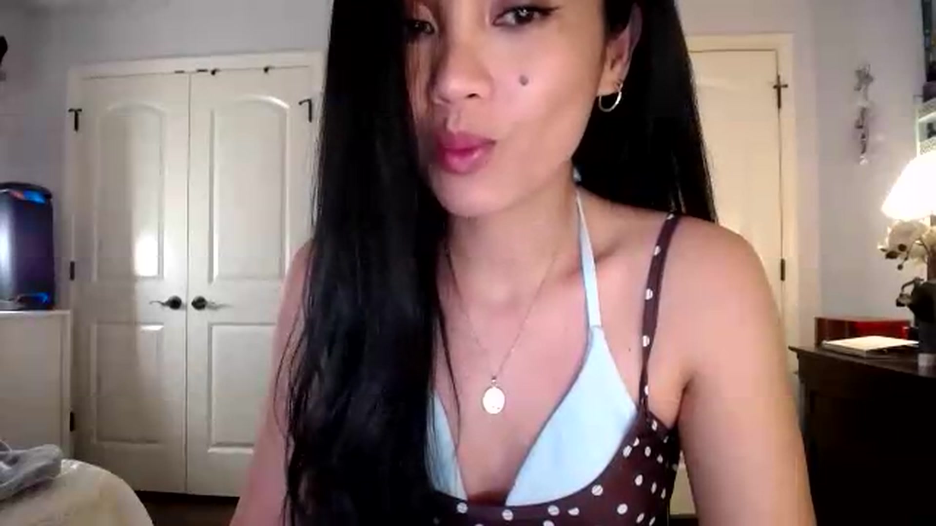 Gallery image thumbnail from AsianLuv_4U's myfreecams stream on, 08/06/2026, 19:02 image 9 of 20