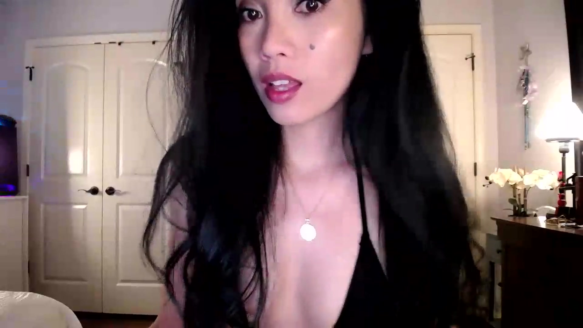 Gallery image thumbnail from AsianLuv_4U's myfreecams stream on, 09/10/2026, 15:22 image 4 of 20