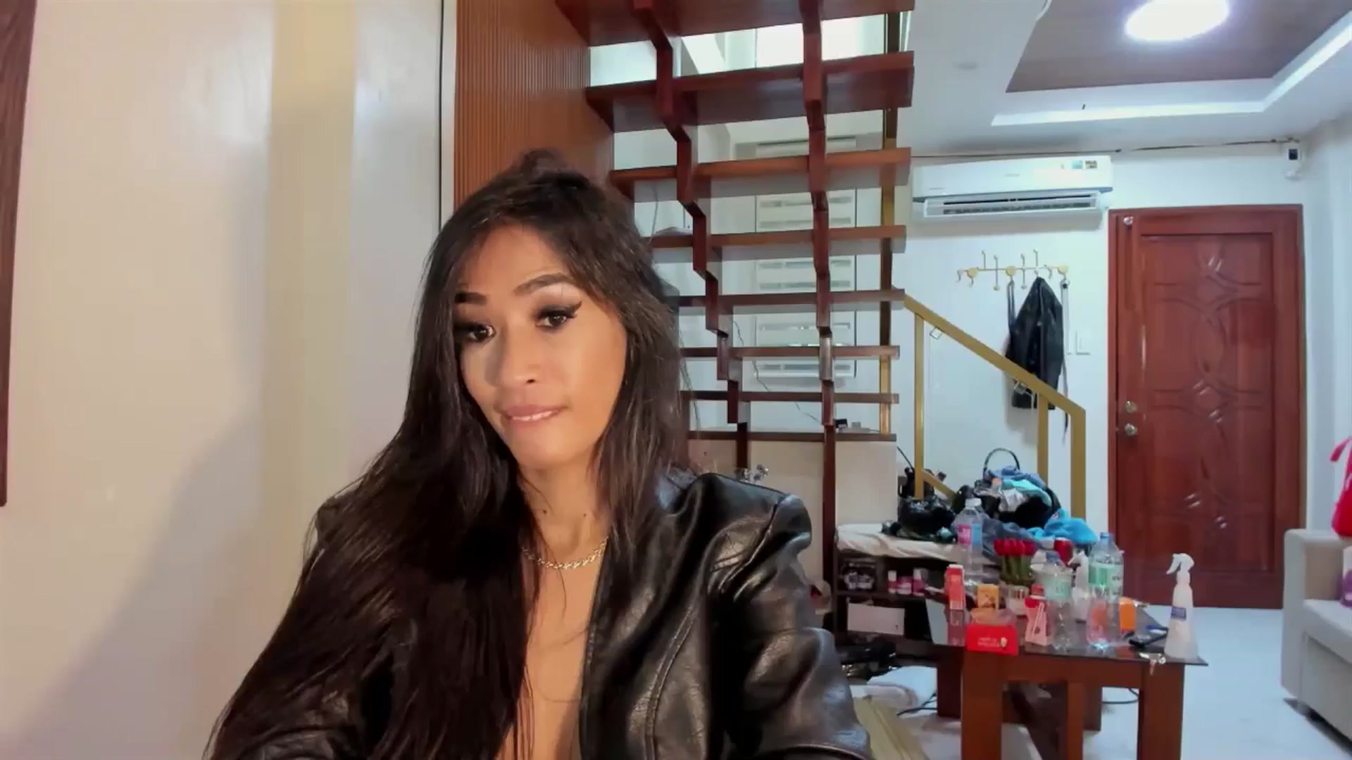 Gallery image thumbnail from AsianQueenXXX's myfreecams stream on, 10/01/2024, 02:38 image 17 of 20