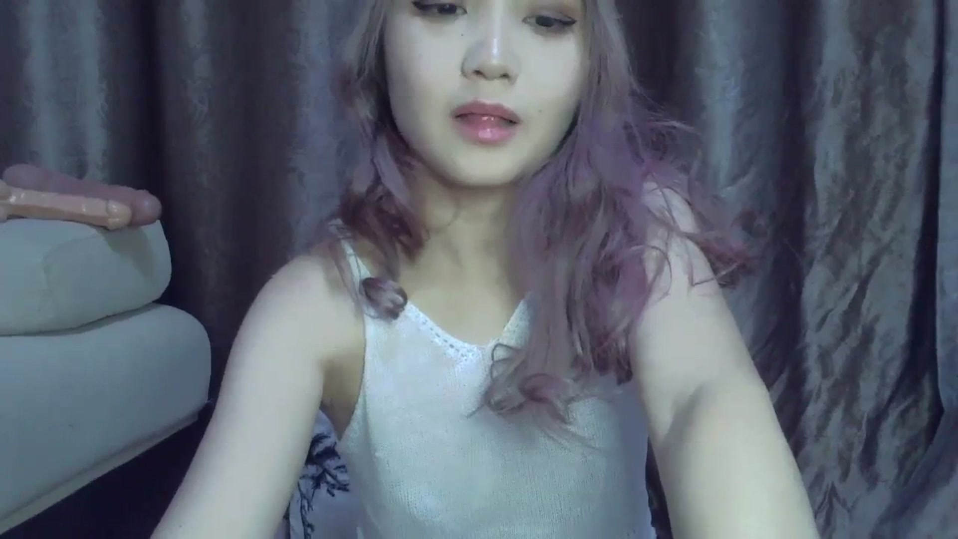 Gallery image thumbnail from AsianSchoolBb's myfreecams stream on, 01/10/2024, 18:28 image 8 of 20