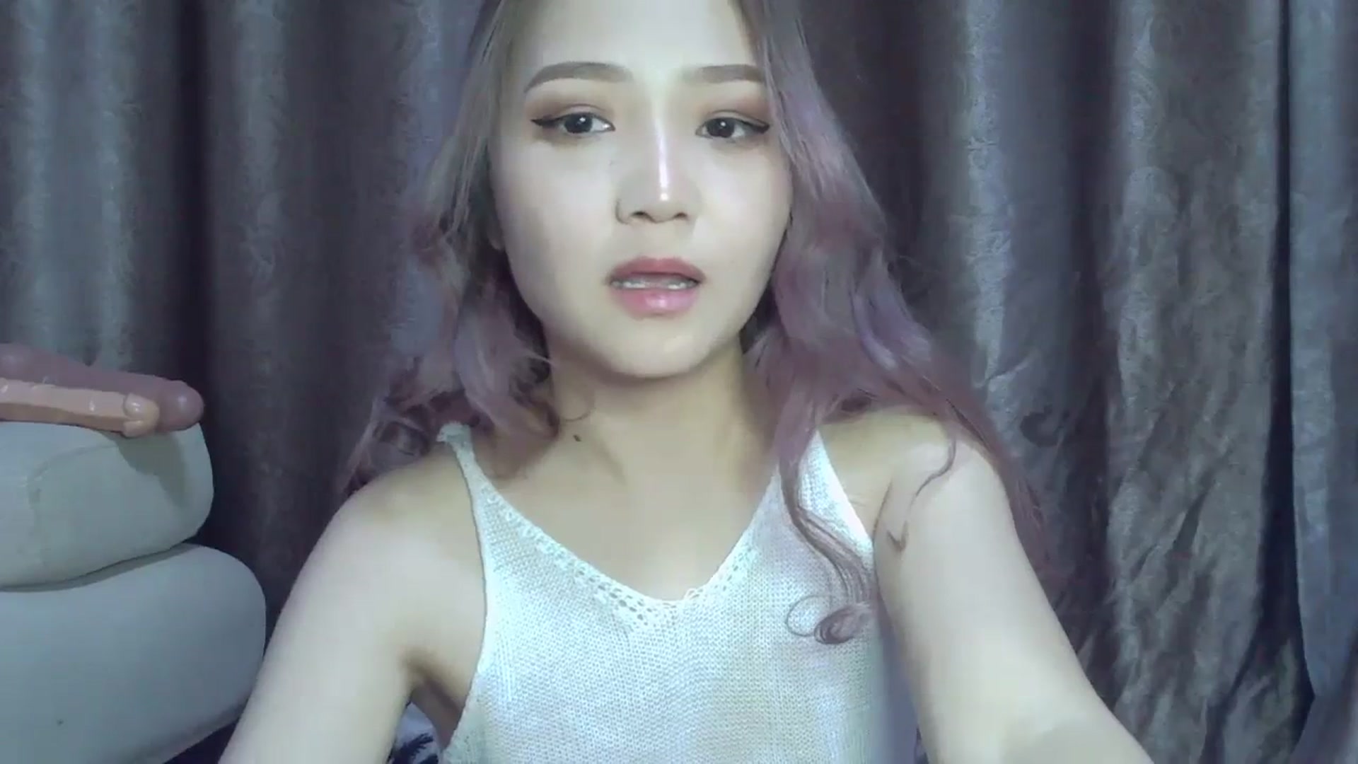 Gallery image thumbnail from AsianSchoolBb's myfreecams stream on, 01/10/2024, 18:28 image 3 of 20