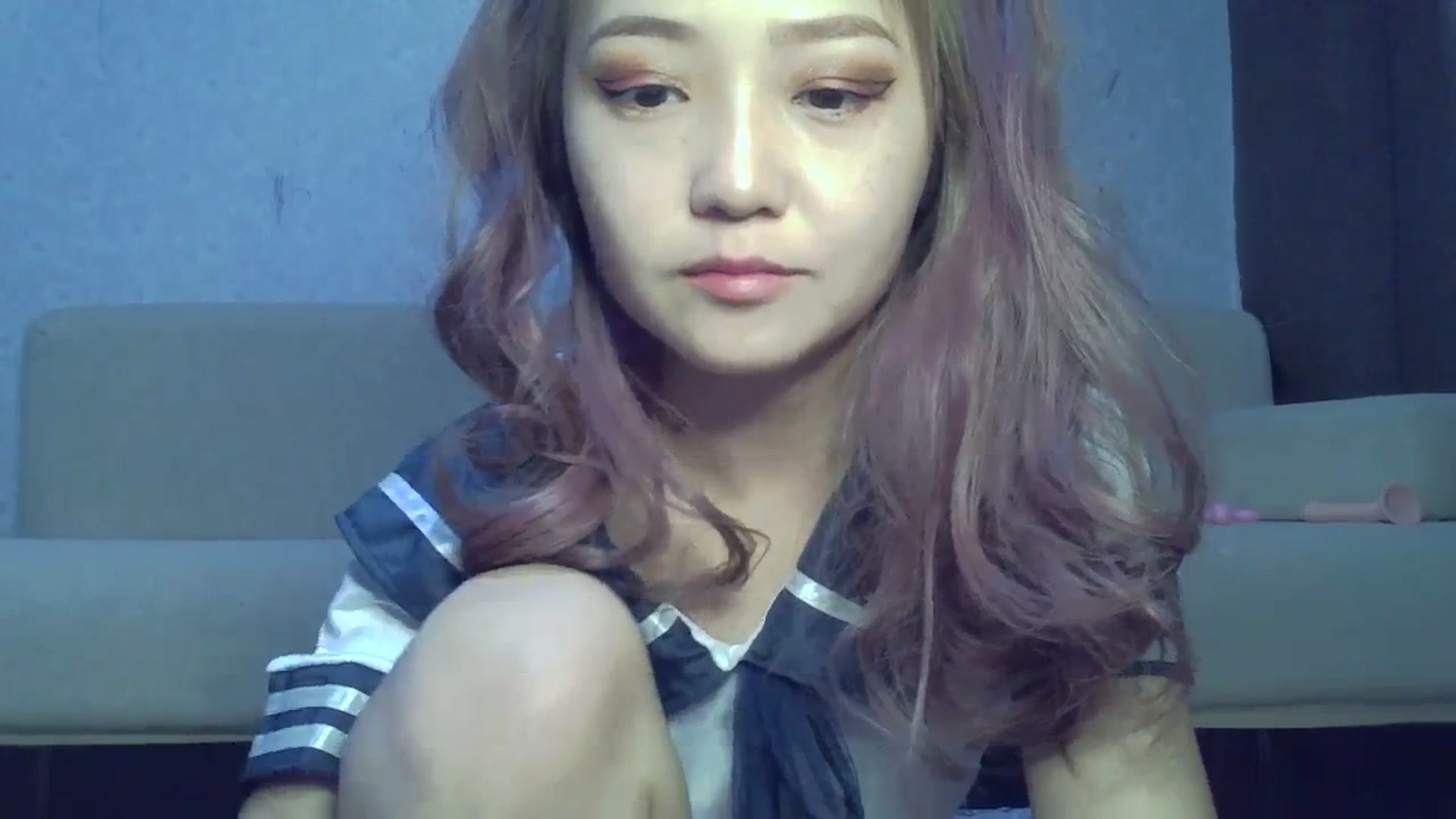 Gallery image thumbnail from AsianSchoolBb's myfreecams stream on, 01/11/2024, 14:39 image 14 of 20