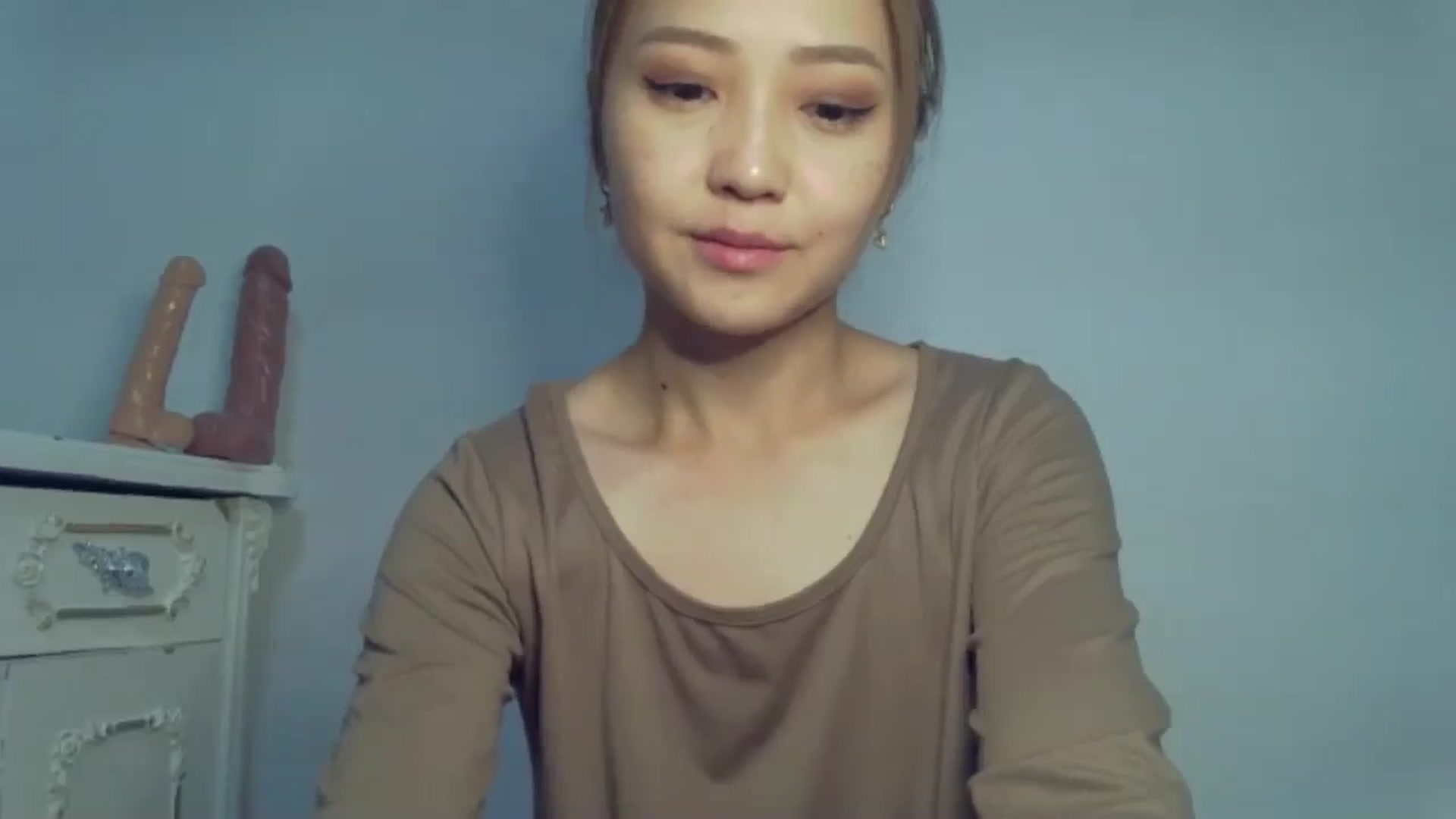 Gallery image thumbnail from AsianTinyAni's myfreecams stream on, 07/17/2024, 14:13 image 18 of 20
