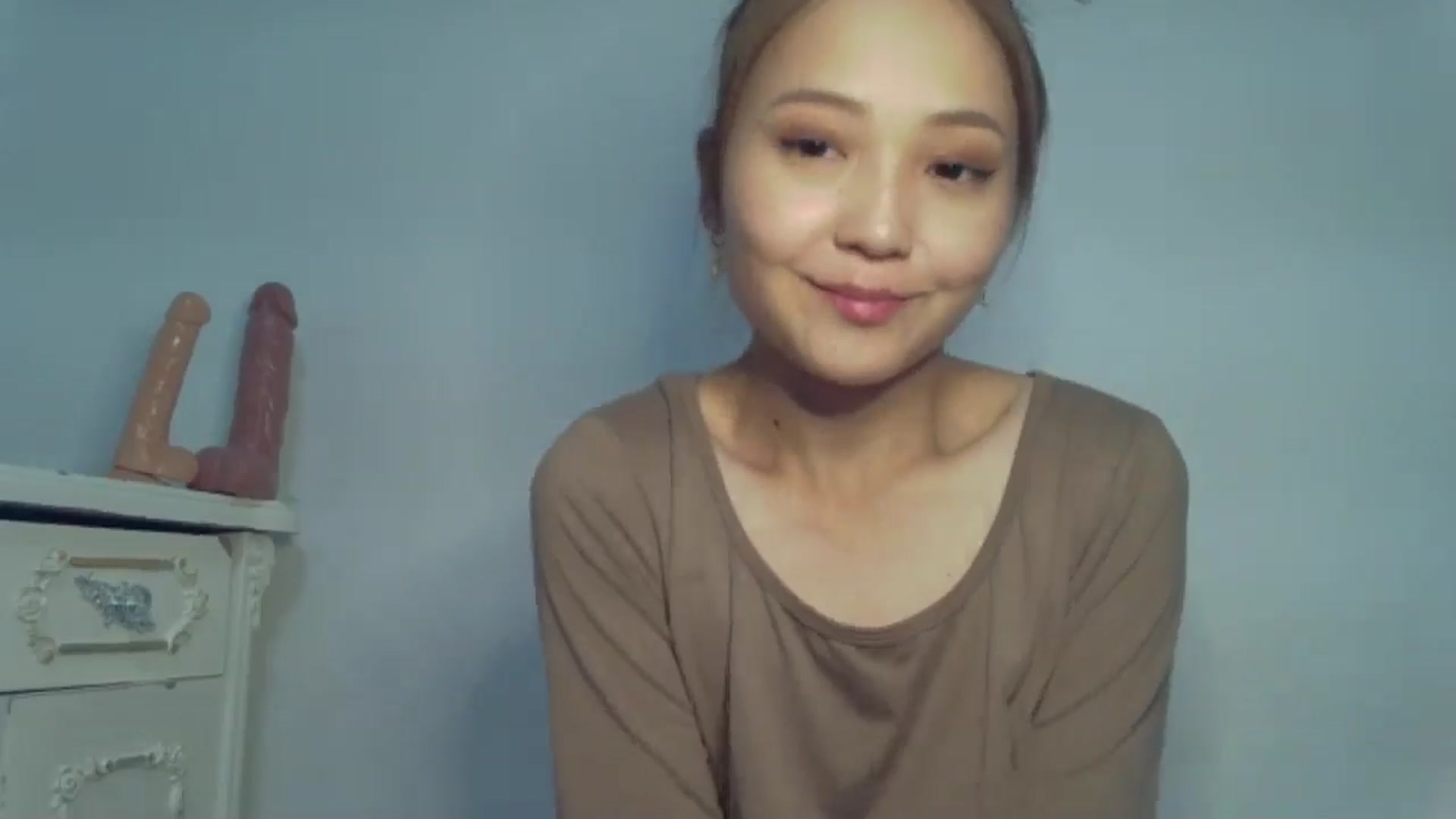 Gallery image thumbnail from AsianTinyAni's myfreecams stream on, 07/17/2024, 14:13 image 9 of 20
