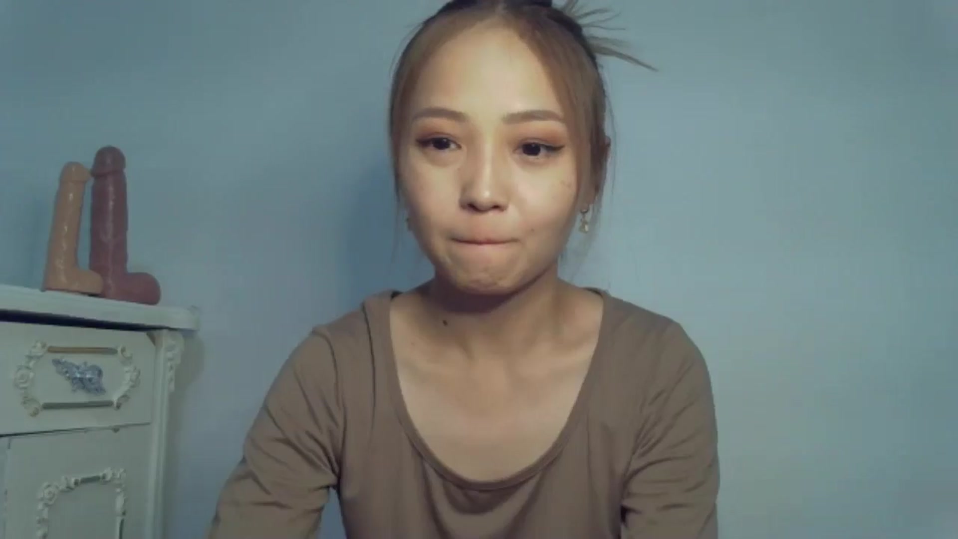 Gallery image thumbnail from AsianTinyAni's myfreecams stream on, 07/17/2024, 14:54 image 16 of 20