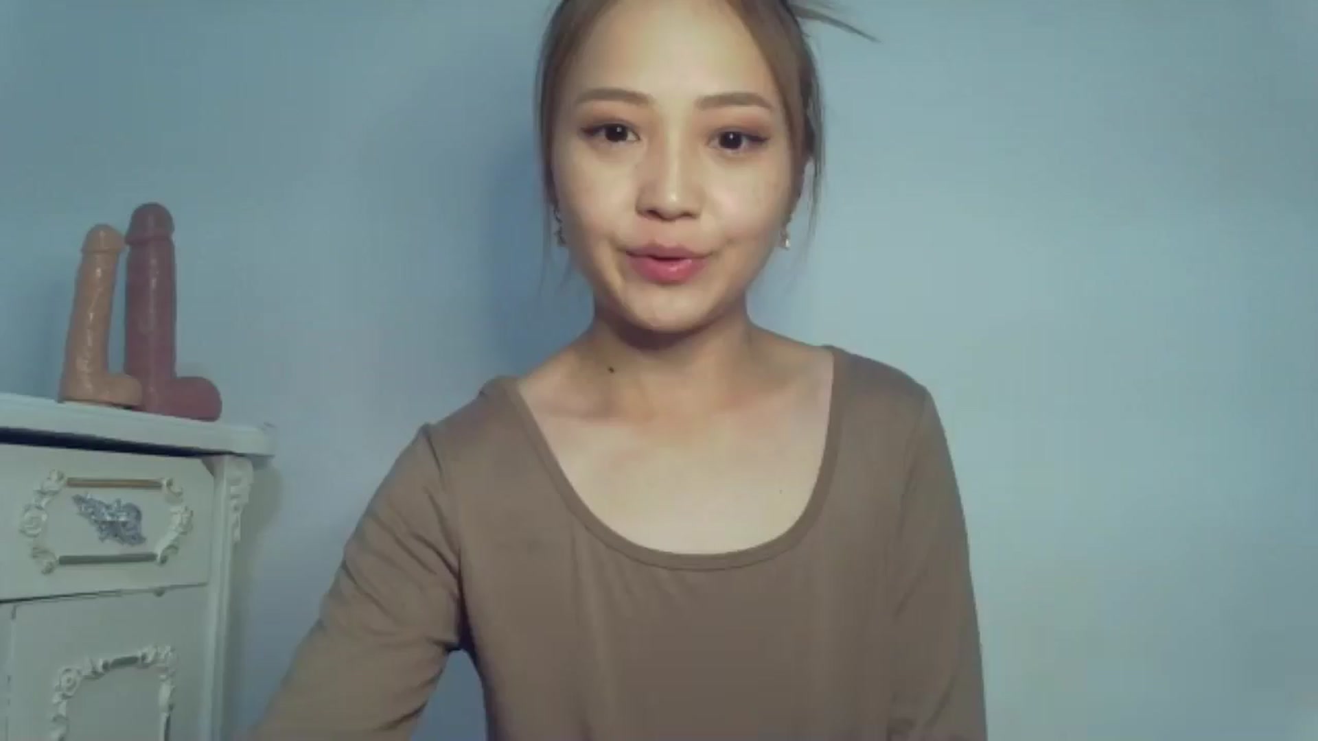 Gallery image thumbnail from AsianTinyAni's myfreecams stream on, 07/17/2024, 14:54 image 10 of 20