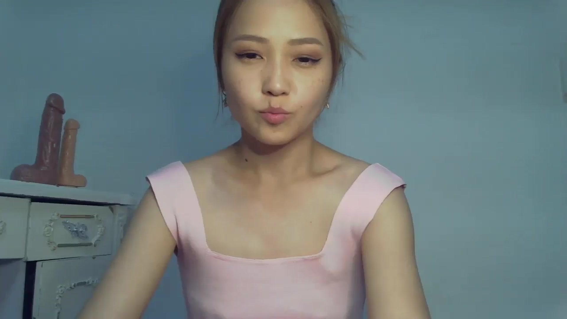 Gallery image thumbnail from AsianTinyAni's myfreecams stream on, 07/17/2024, 15:22 image 15 of 20