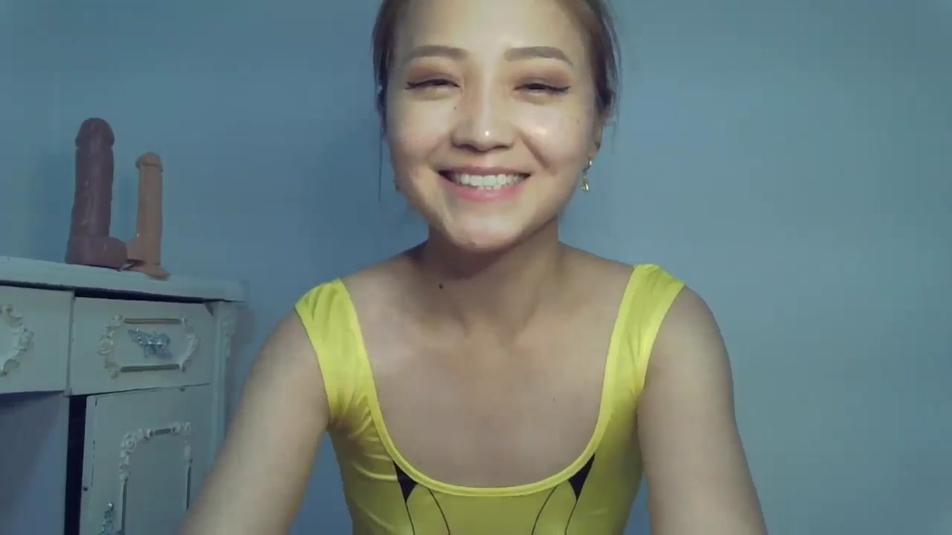Gallery image thumbnail from AsianTinyAni's myfreecams stream on, 07/17/2024, 15:52 image 14 of 20