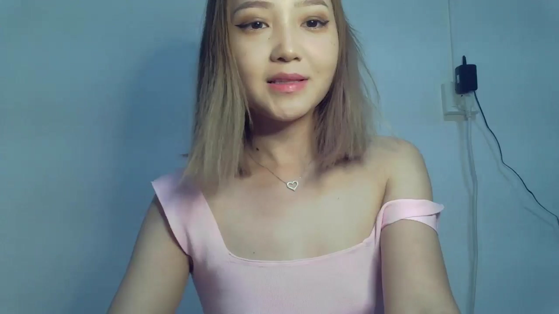 Gallery image thumbnail from AsianTinyAni's myfreecams stream on, 07/31/2024, 13:16 image 15 of 20