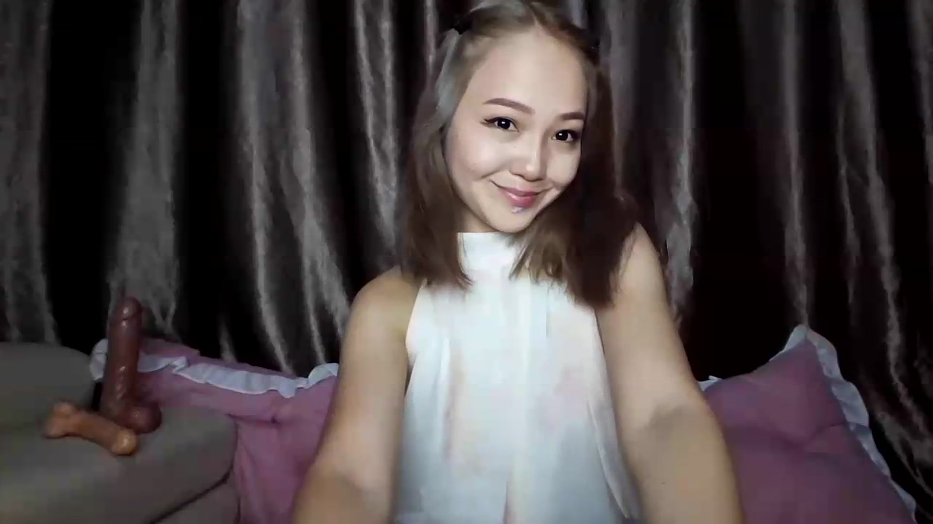 Gallery image thumbnail from AsianTinyAni's myfreecams stream on, 08/13/2026, 01:47 image 10 of 20