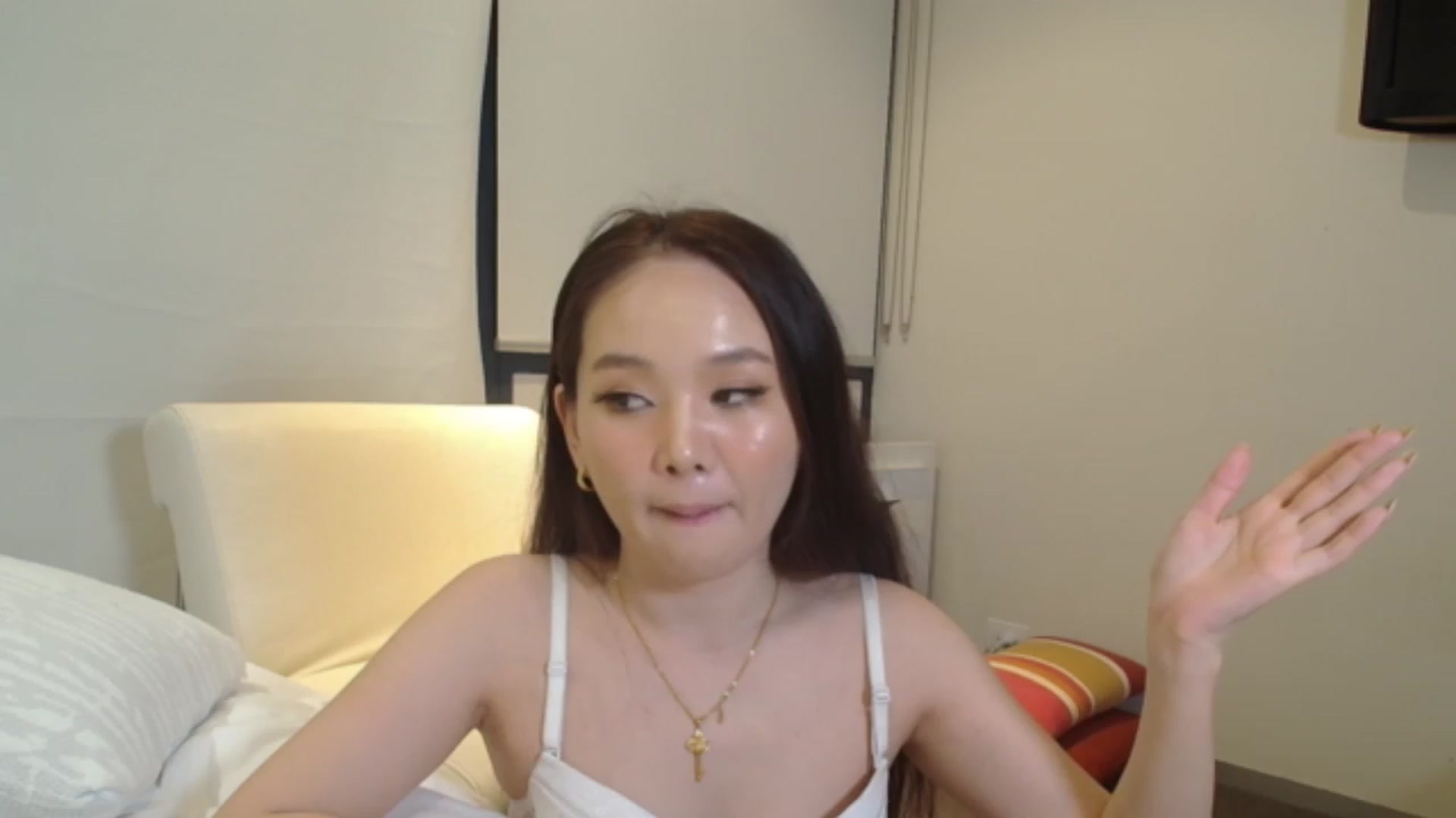 Gallery image thumbnail from Asiankitty_3X's myfreecams stream on, 02/13/2024, 11:21 image 20 of 20