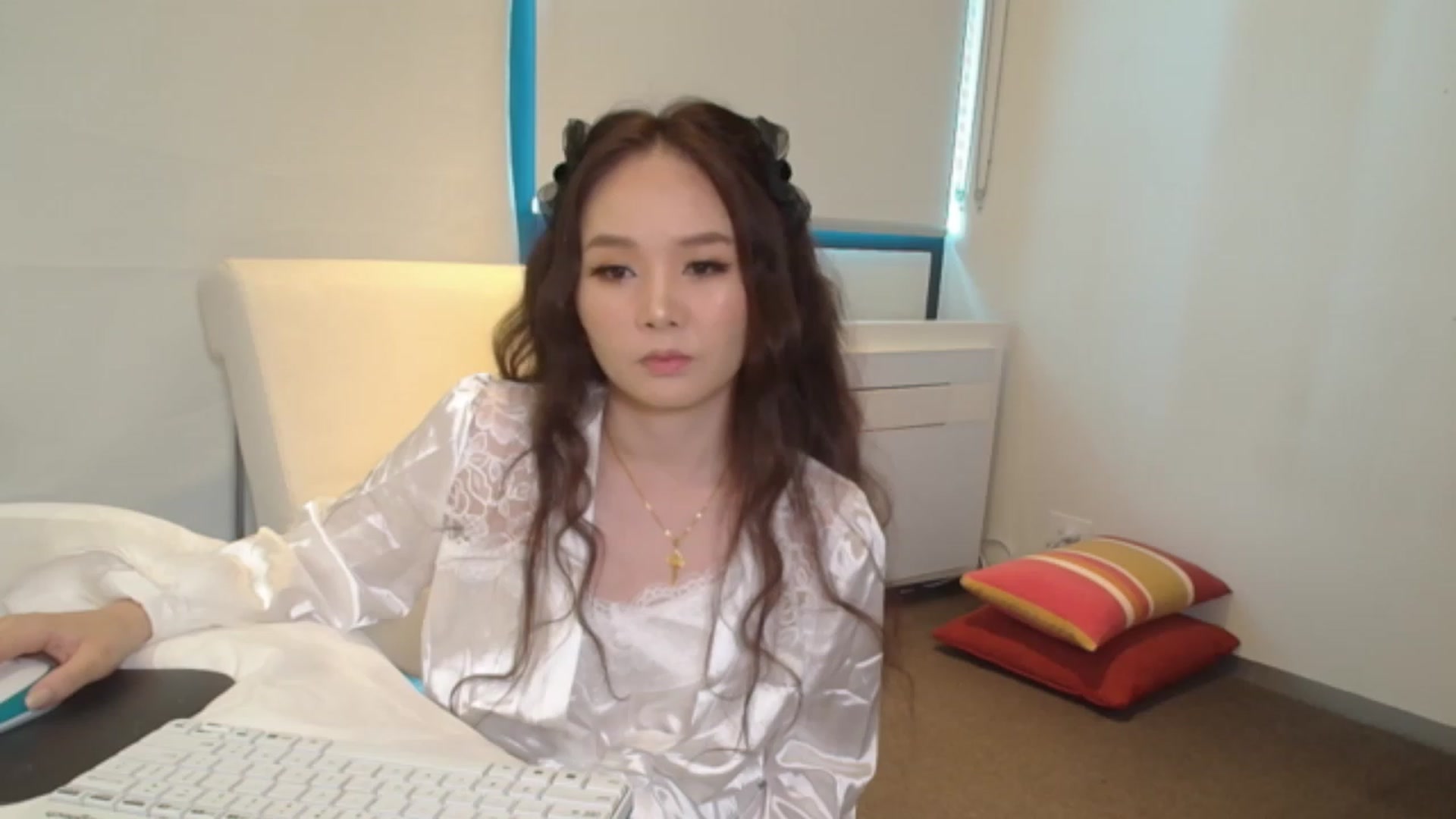 Gallery image thumbnail from Asiankitty_3X's myfreecams stream on, 02/15/2024, 06:10 image 5 of 20