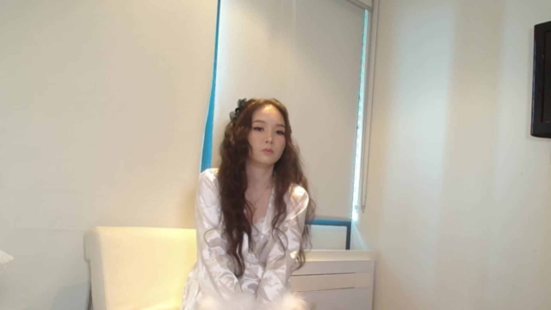 Gallery image thumbnail from Asiankitty_3X's myfreecams stream on, 02/15/2024, 06:10 image 9 of 20