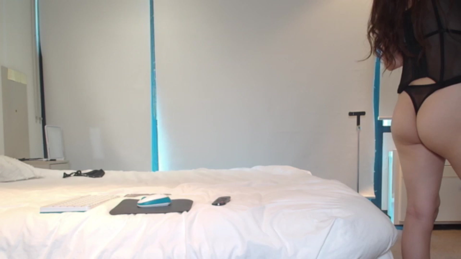 Gallery image thumbnail from Asiankitty_3X's myfreecams stream on, 03/09/2024, 03:38 image 3 of 20
