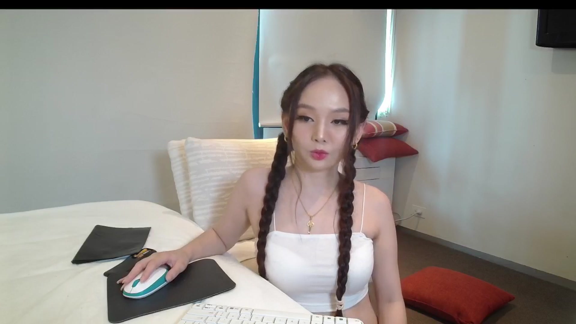 Gallery image thumbnail from Asiankitty_3X's myfreecams stream on, 04/02/2024, 02:53 image 3 of 20