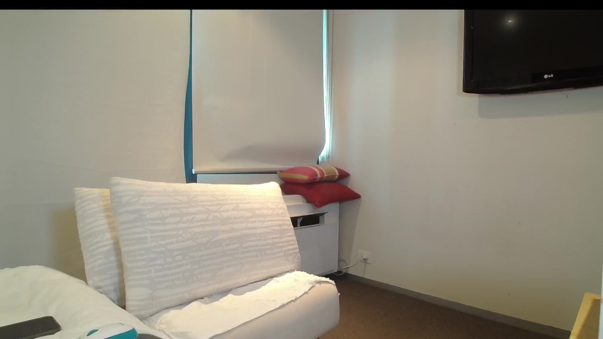 Gallery image thumbnail from Asiankitty_3X's myfreecams stream on, 04/03/2024, 24:17 image 17 of 20