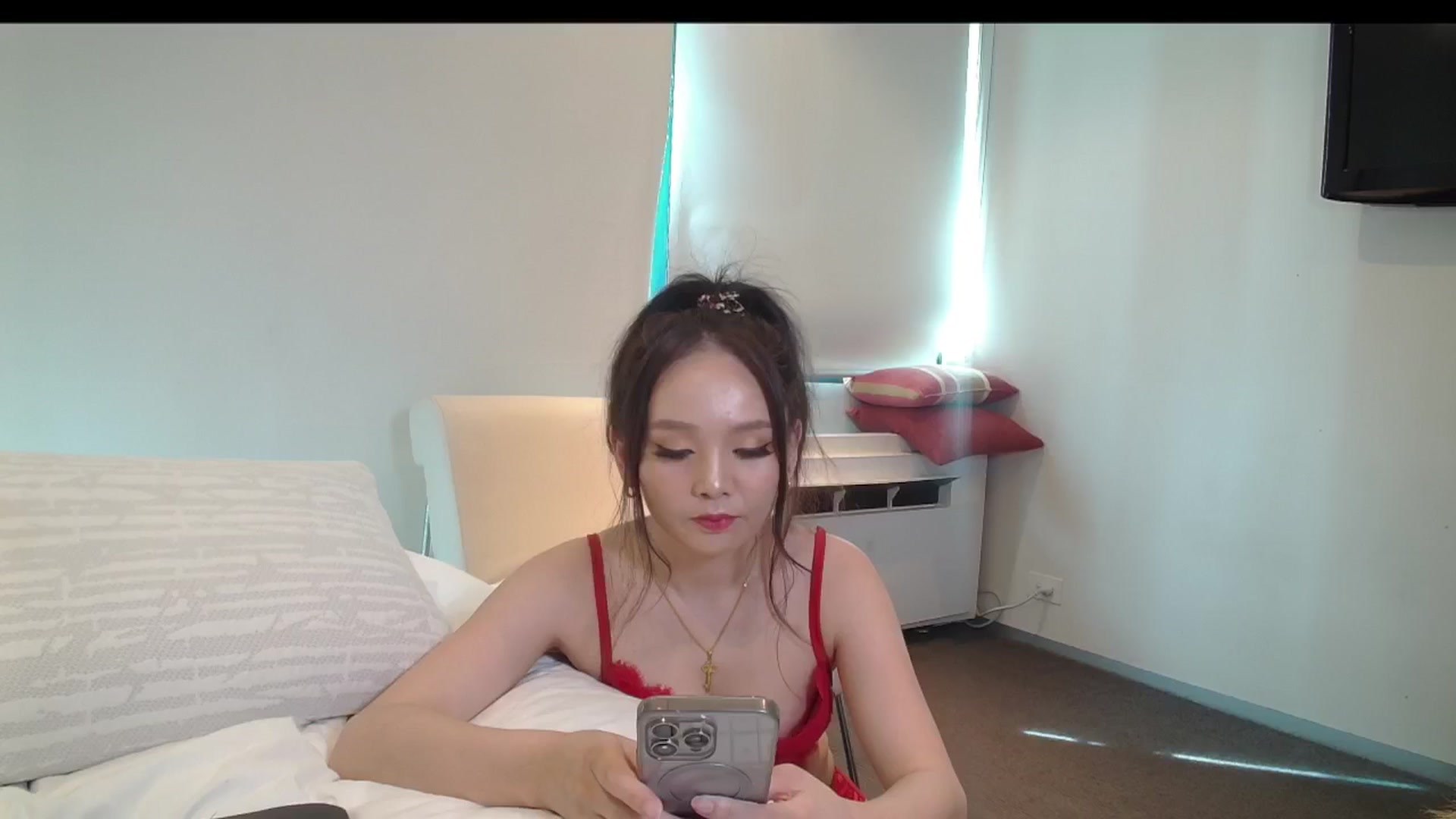 Gallery image thumbnail from Asiankitty_3X's myfreecams stream on, 04/03/2024, 24:50 image 20 of 20