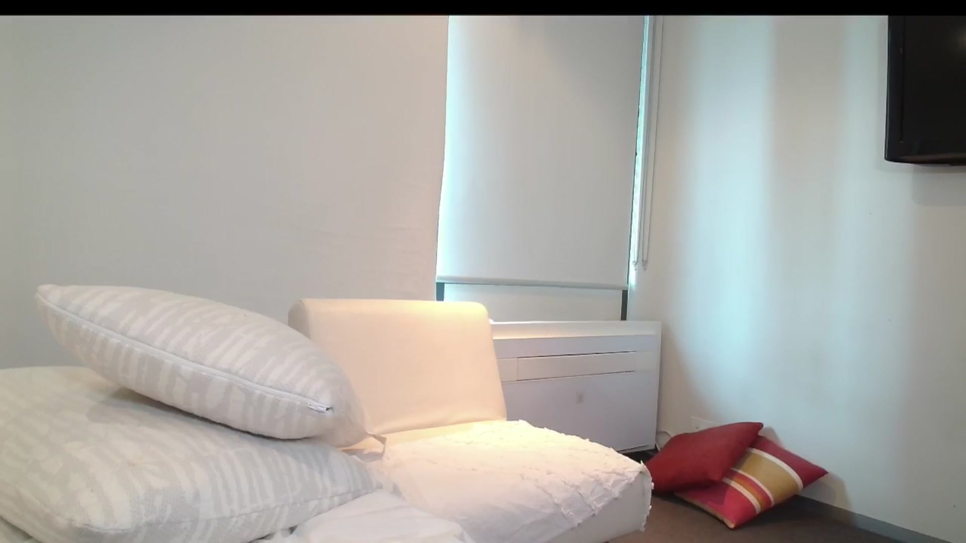 Gallery image thumbnail from Asiankitty_3X's myfreecams stream on, 04/04/2024, 02:37 image 15 of 20