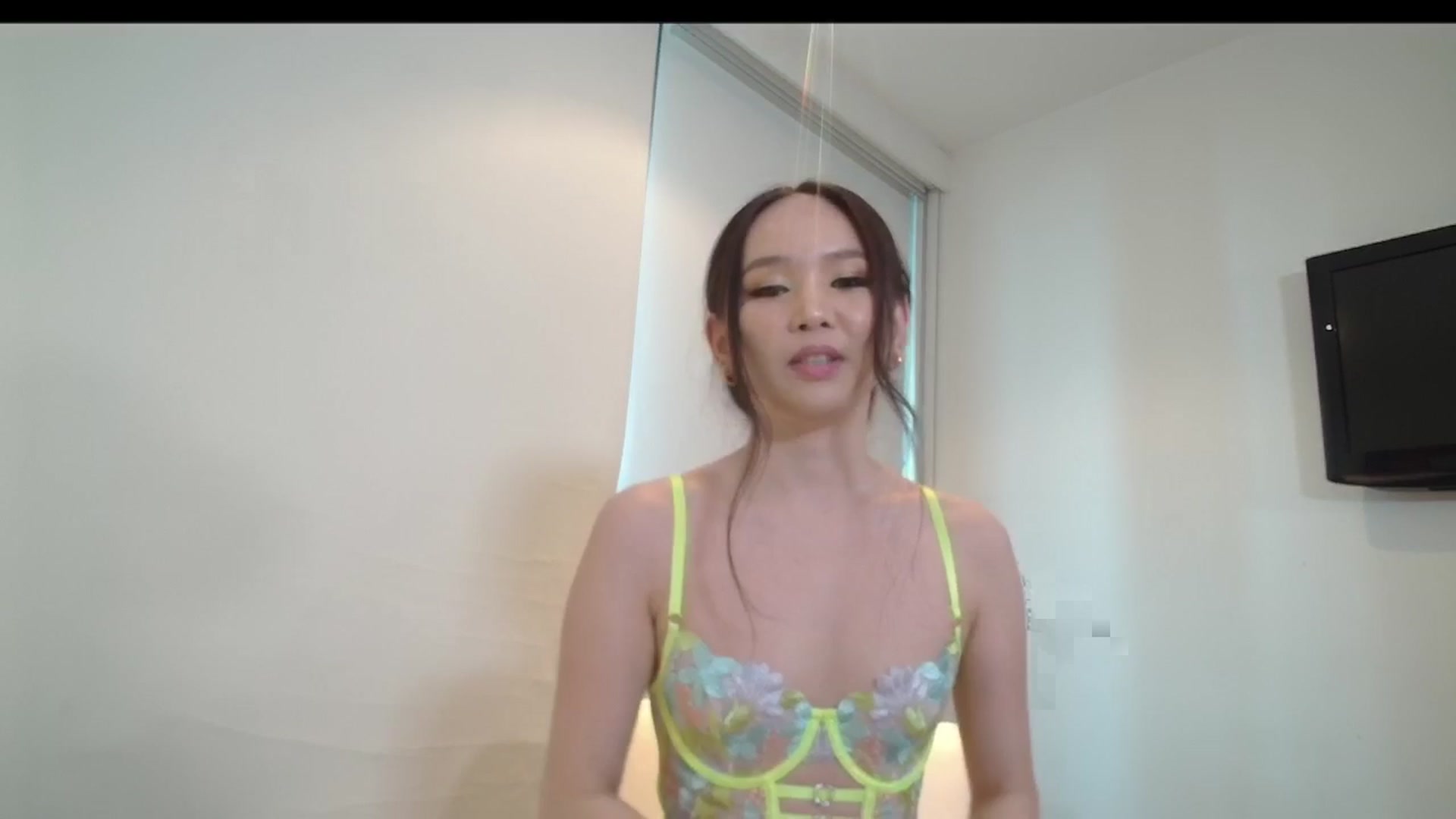 Gallery image thumbnail from Asiankitty_3X's myfreecams stream on, 04/04/2024, 05:45 image 8 of 20