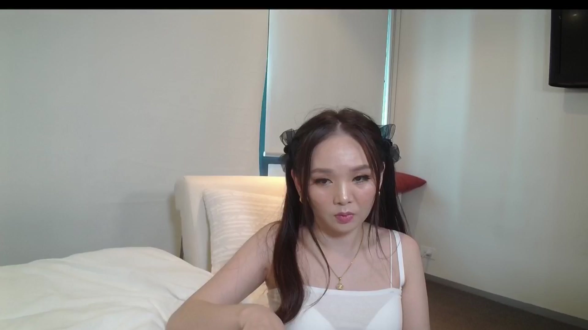 Gallery image thumbnail from Asiankitty_3X's myfreecams stream on, 04/09/2024, 06:39 image 1 of 20