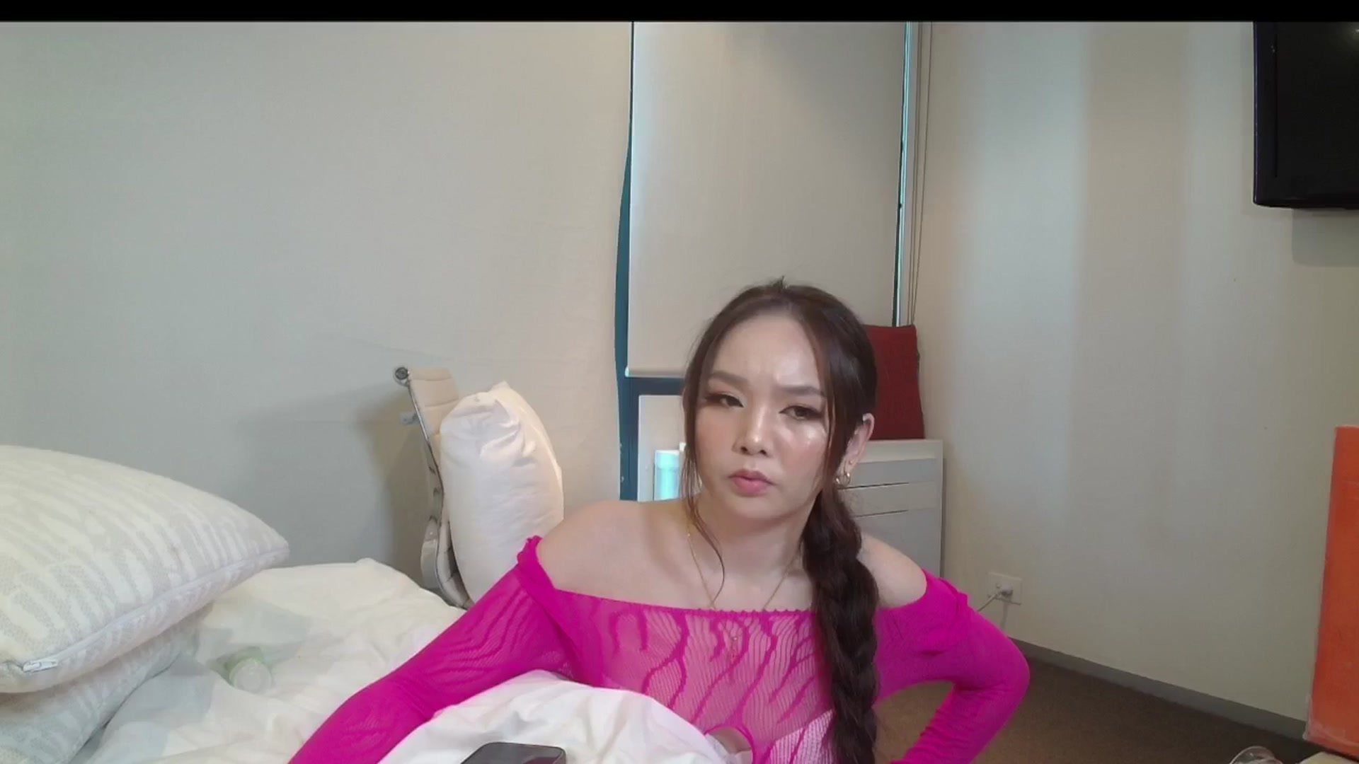 Gallery image thumbnail from Asiankitty_3X's myfreecams stream on, 04/16/2024, 05:09 image 1 of 20