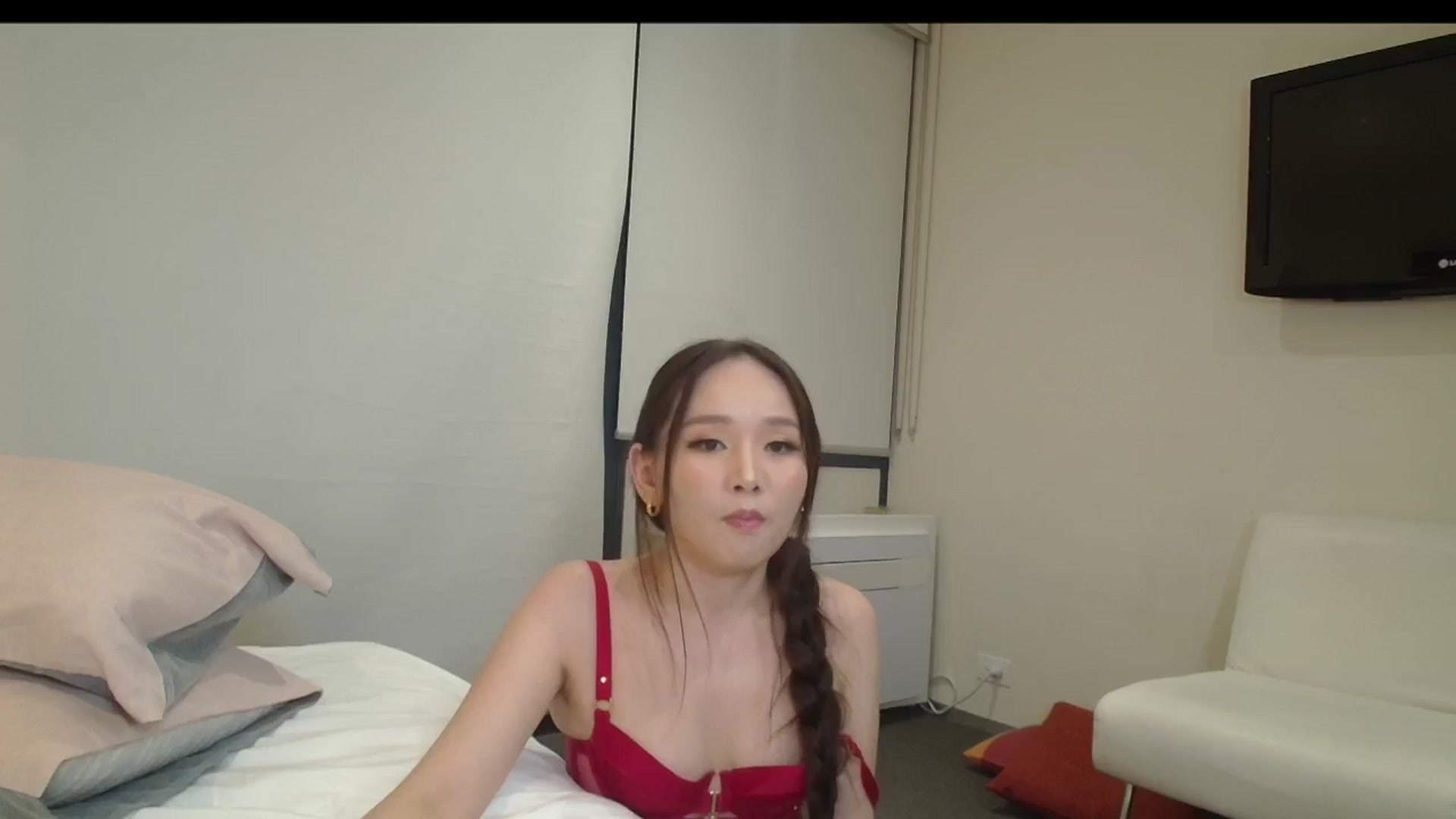 Gallery image thumbnail from Asiankitty_3X's myfreecams stream on, 12/01/2024, 14:07 image 12 of 20