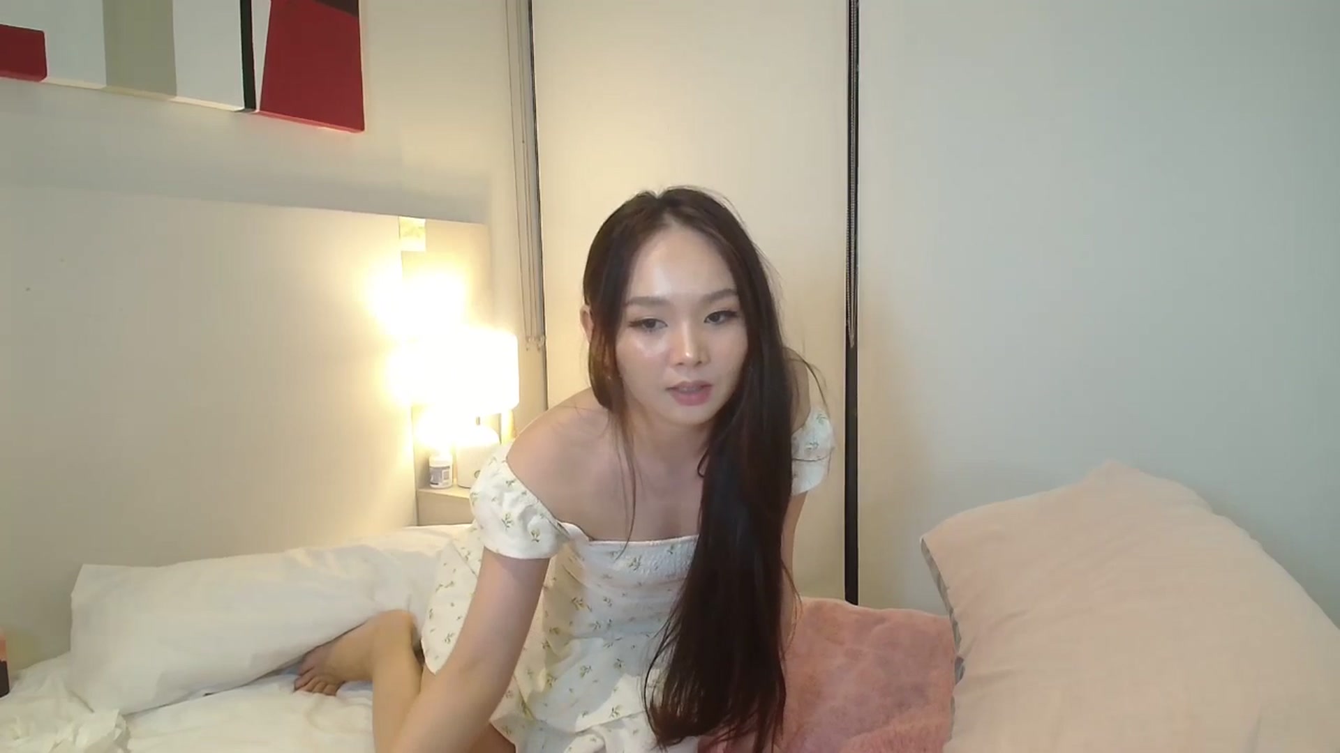 Gallery image thumbnail from Asiankitty_3X's myfreecams stream on, 12/21/2024, 12:22 image 8 of 20