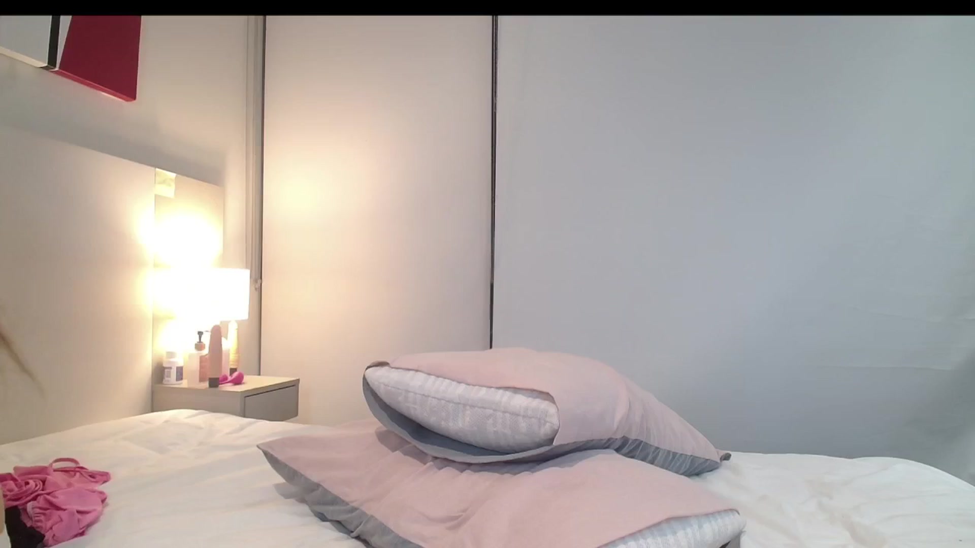 Gallery image thumbnail from Asiankitty_3X's myfreecams stream on, 12/29/2024, 12:52 image 16 of 20