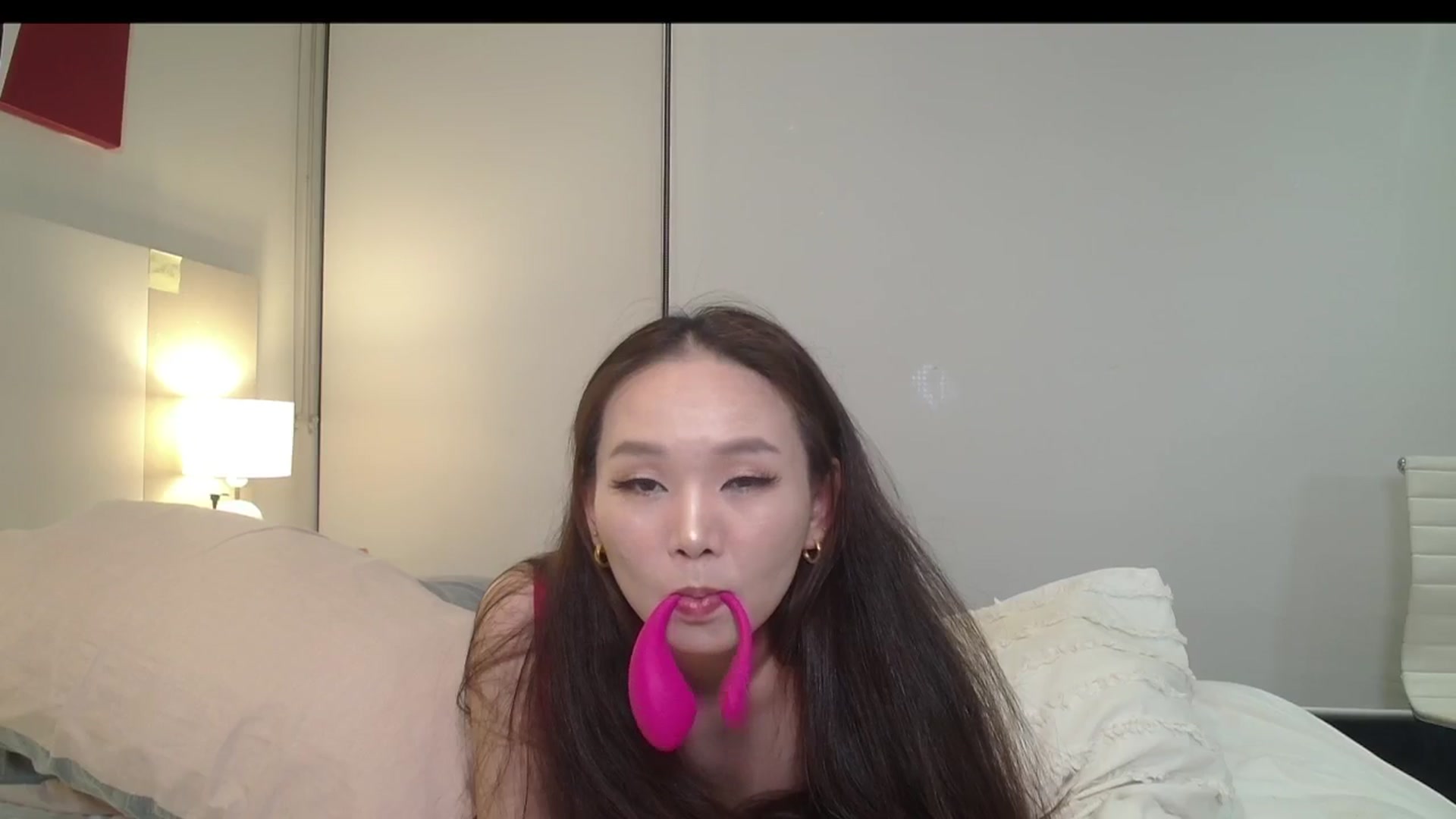 Gallery image thumbnail from Asiankitty_3X's myfreecams stream on, 12/31/2024, 13:58 image 13 of 20
