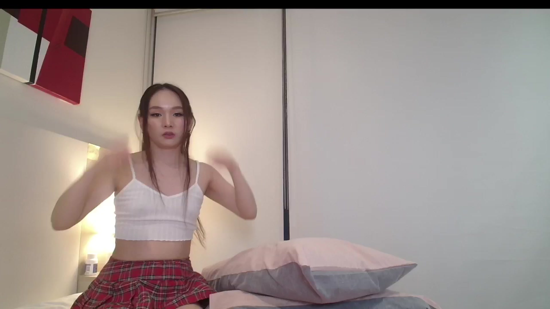 Gallery image thumbnail from Asiankitty_3X's myfreecams stream on, 01/01/2025, 13:25 image 1 of 20