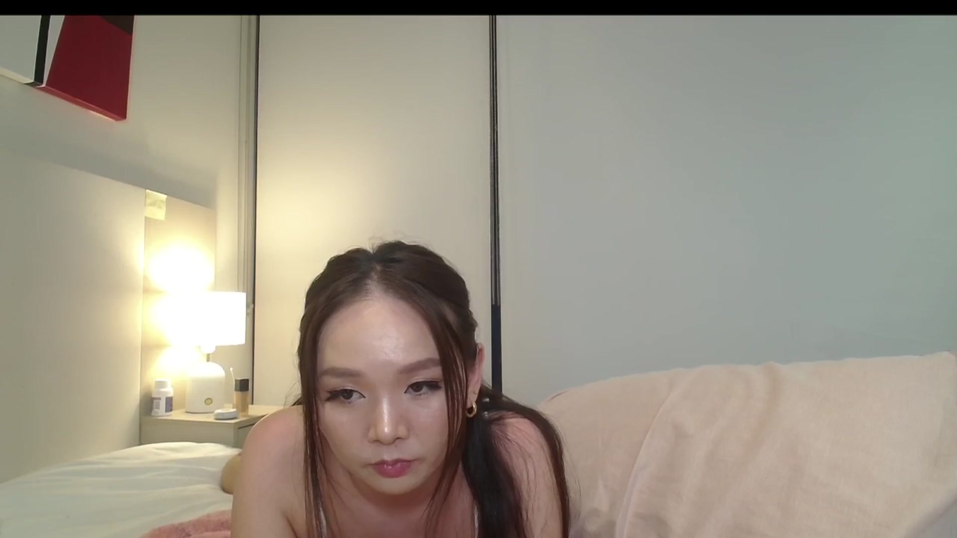 Gallery image thumbnail from Asiankitty_3X's myfreecams stream on, 01/01/2025, 13:25 image 7 of 20