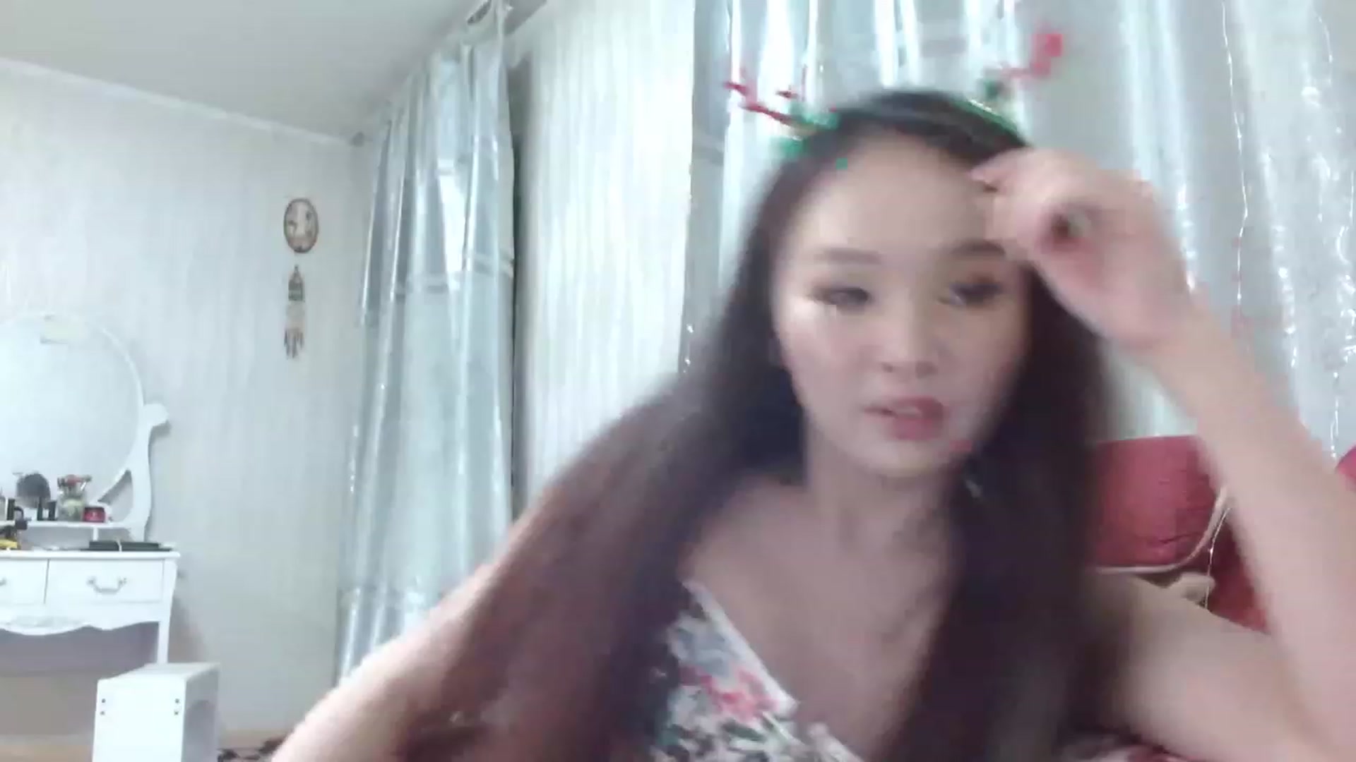 Gallery image thumbnail from Asiankitty_oX's myfreecams stream on, 12/22/2022, 12:52 image 11 of 20