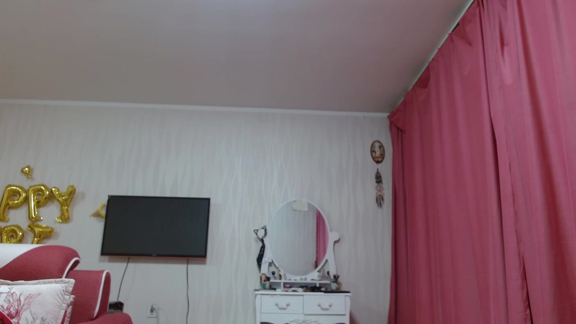 Gallery image thumbnail from Asiankitty_oX's myfreecams stream on, 12/29/2022, 16:02 image 5 of 20