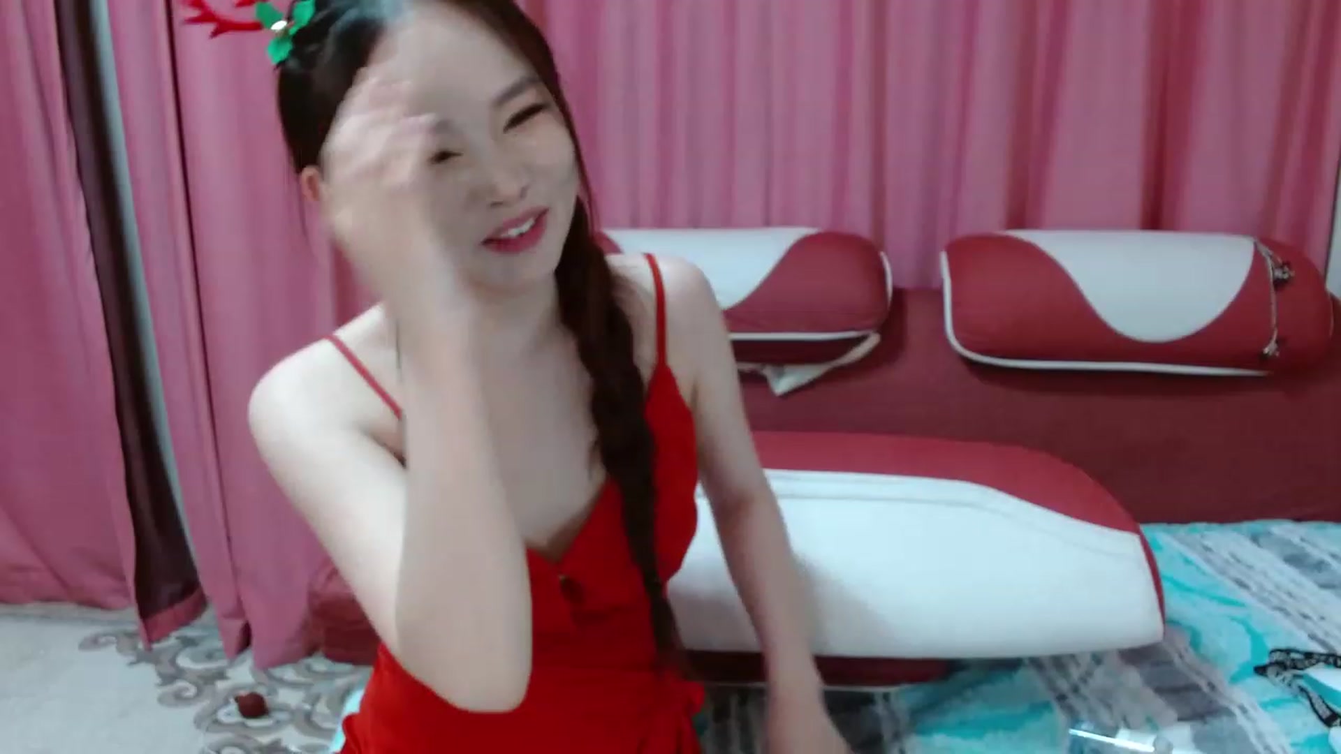 Gallery image thumbnail from Asiankitty_oX's myfreecams stream on, 12/31/2022, 14:59 image 15 of 20