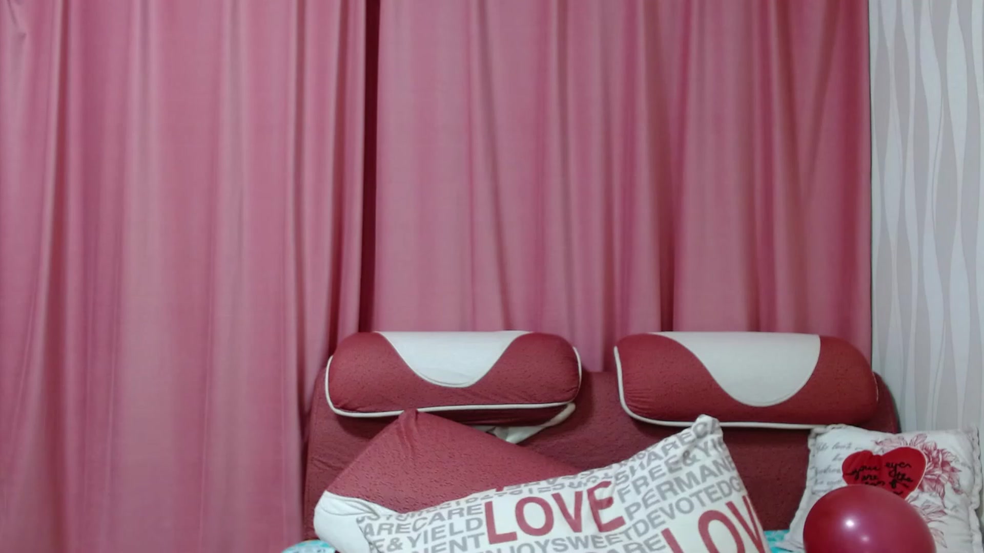 Gallery image thumbnail from Asiankitty_oX's myfreecams stream on, 01/02/2023, 09:39 image 12 of 20
